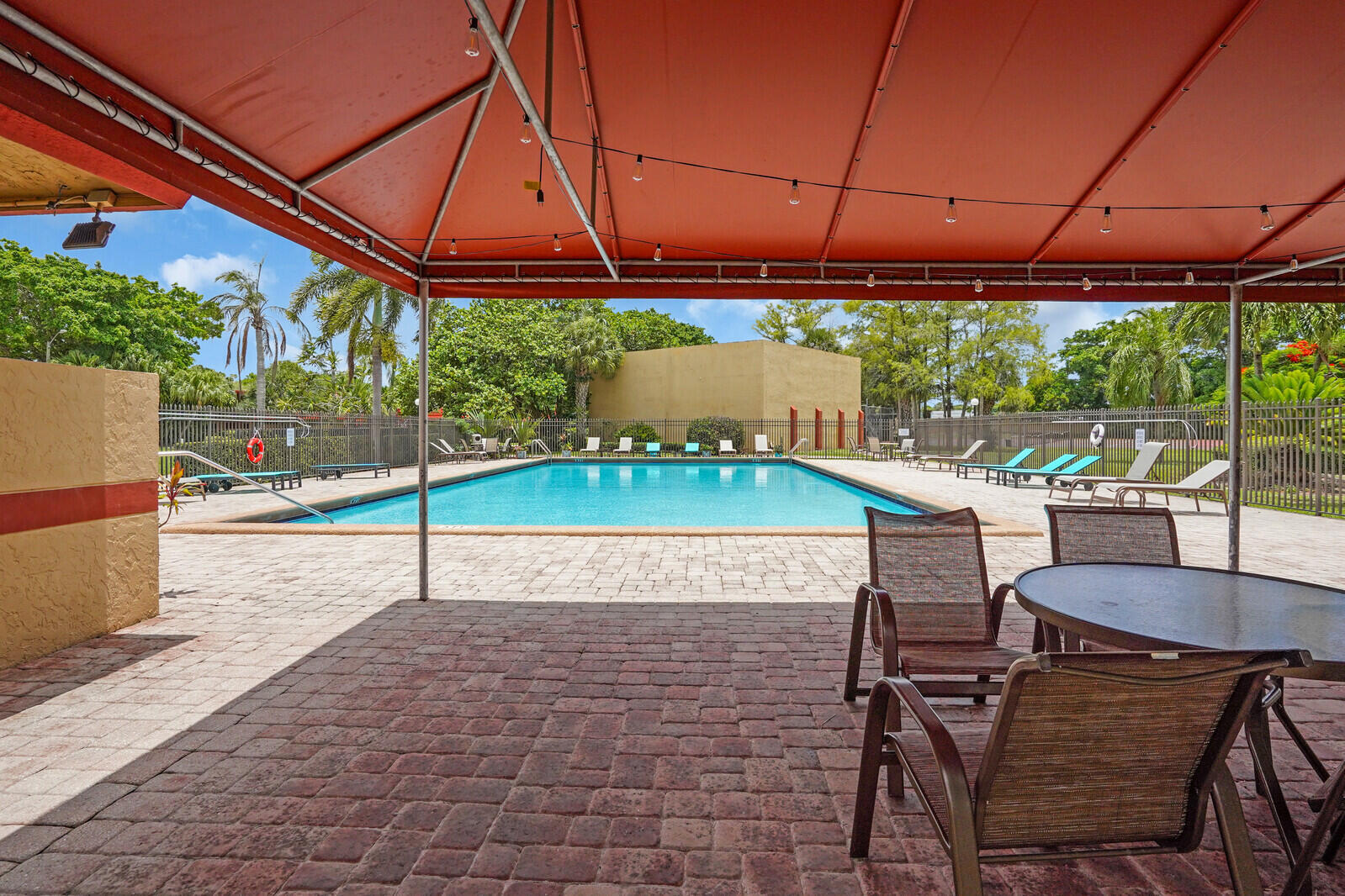 BOCA RIO NORTH - Residential Lease