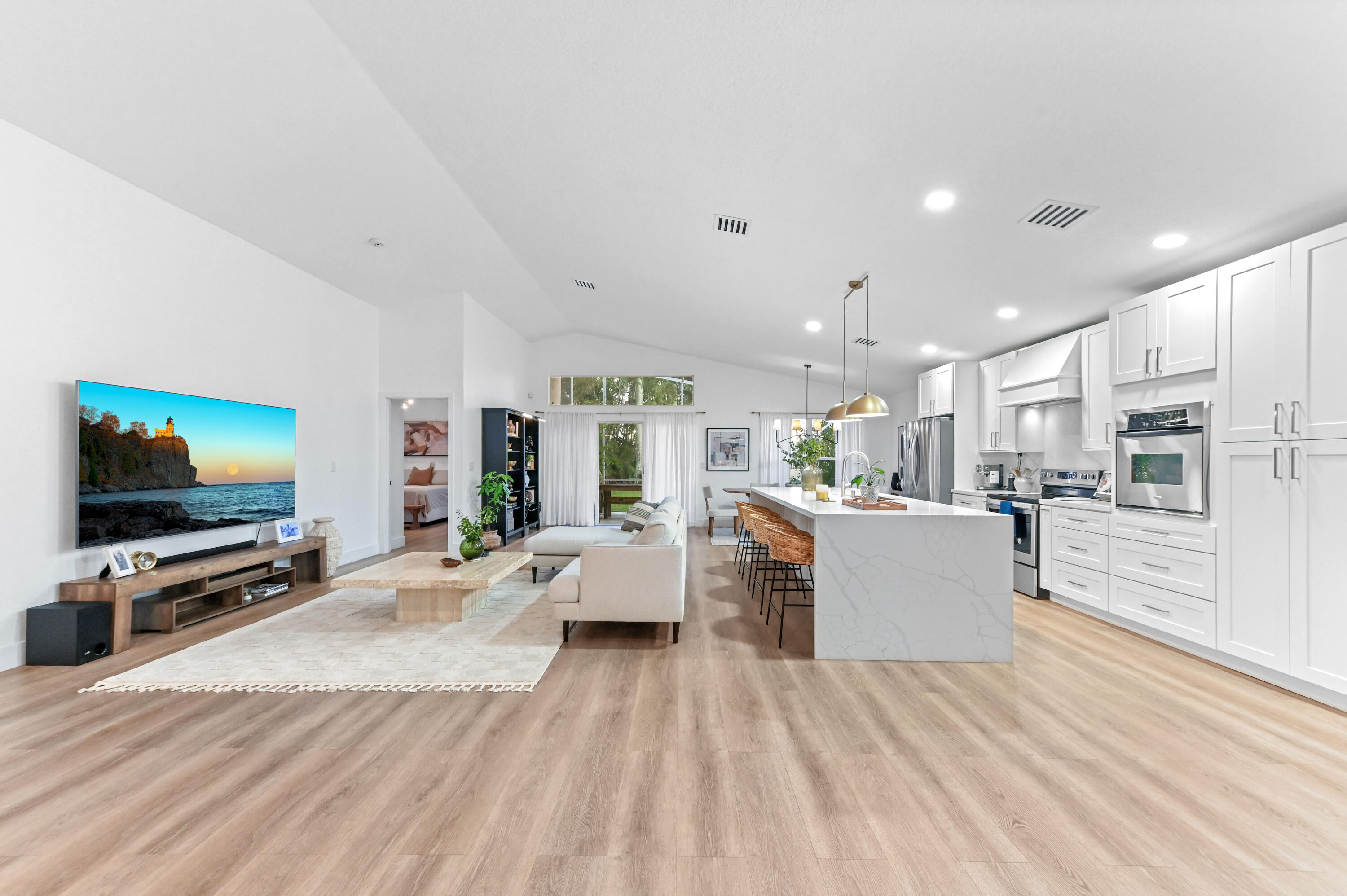 CORAL LAKES - Residential