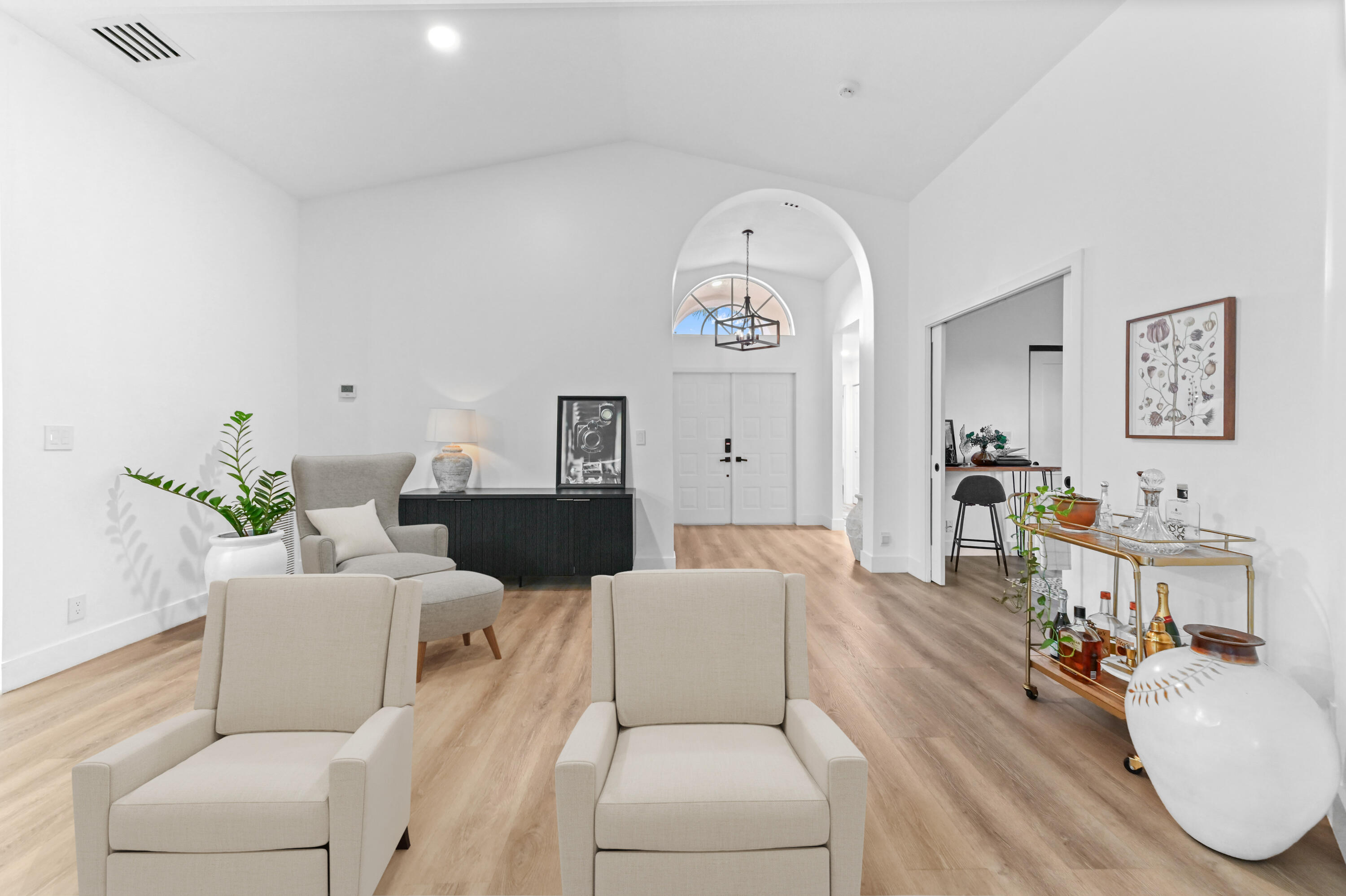 CORAL LAKES - Residential