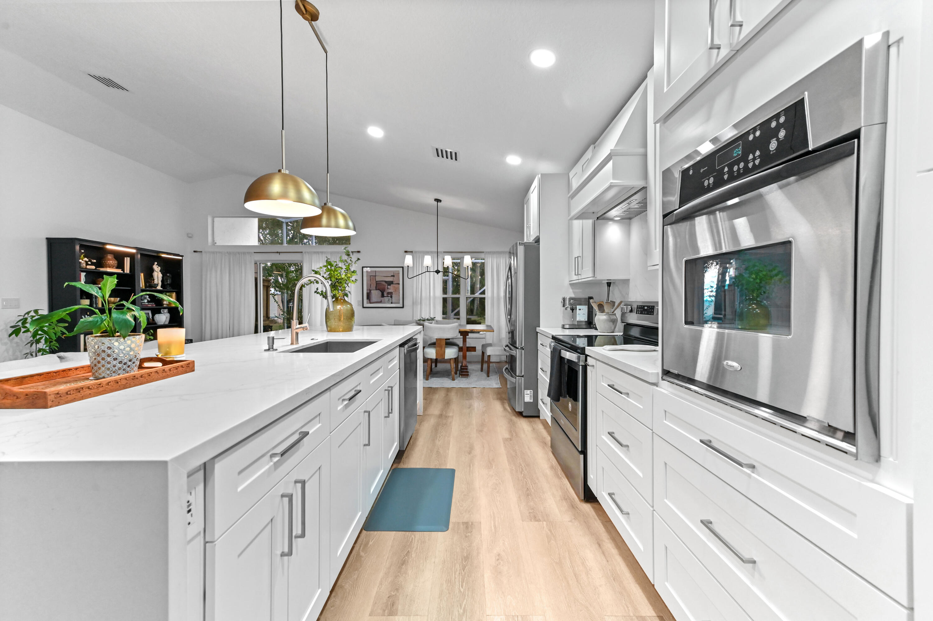 CORAL LAKES - Residential