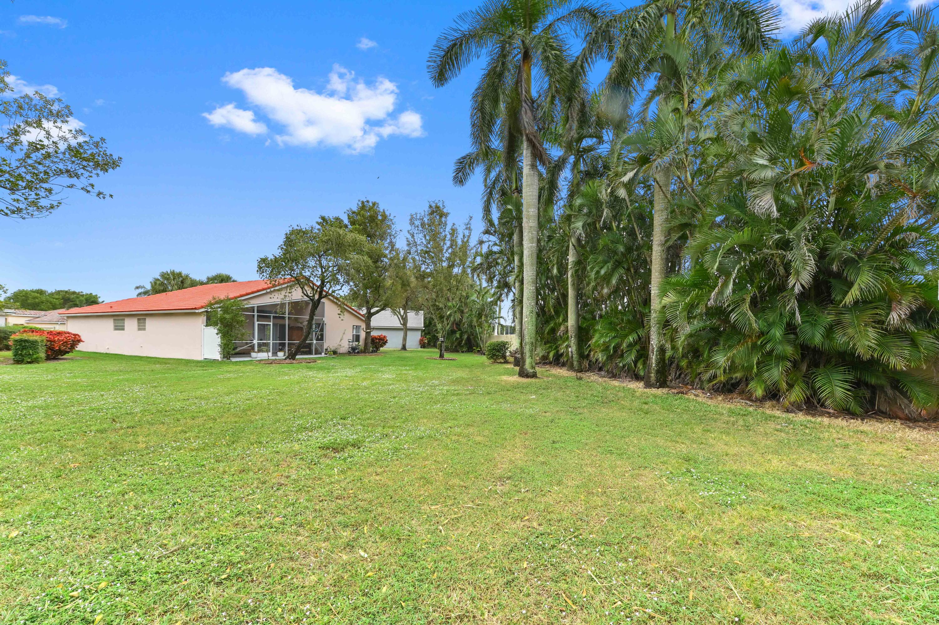 CORAL LAKES - Residential