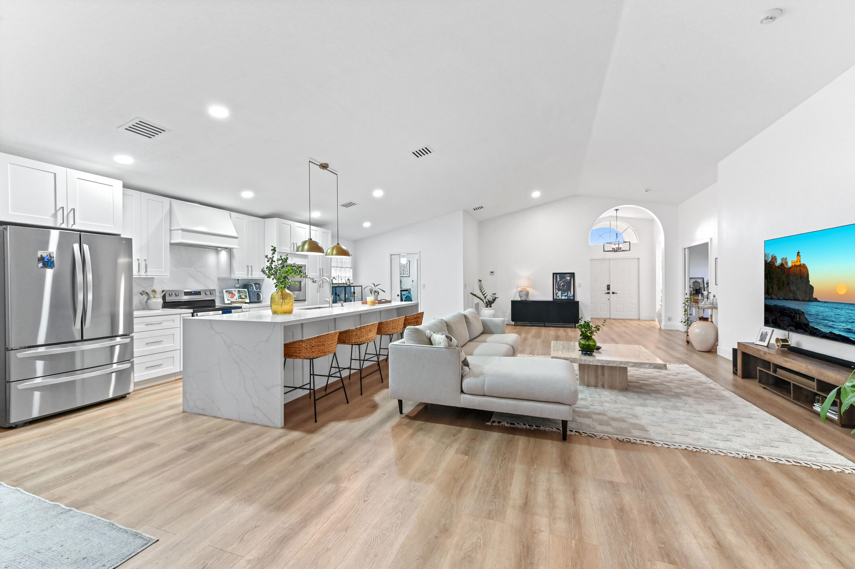 CORAL LAKES - Residential