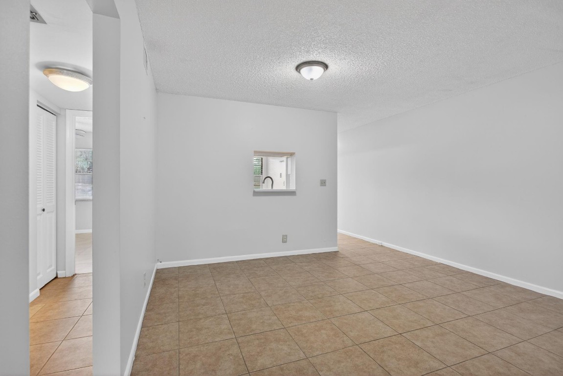 WYNMOOR GOLF VILLAGE - Residential