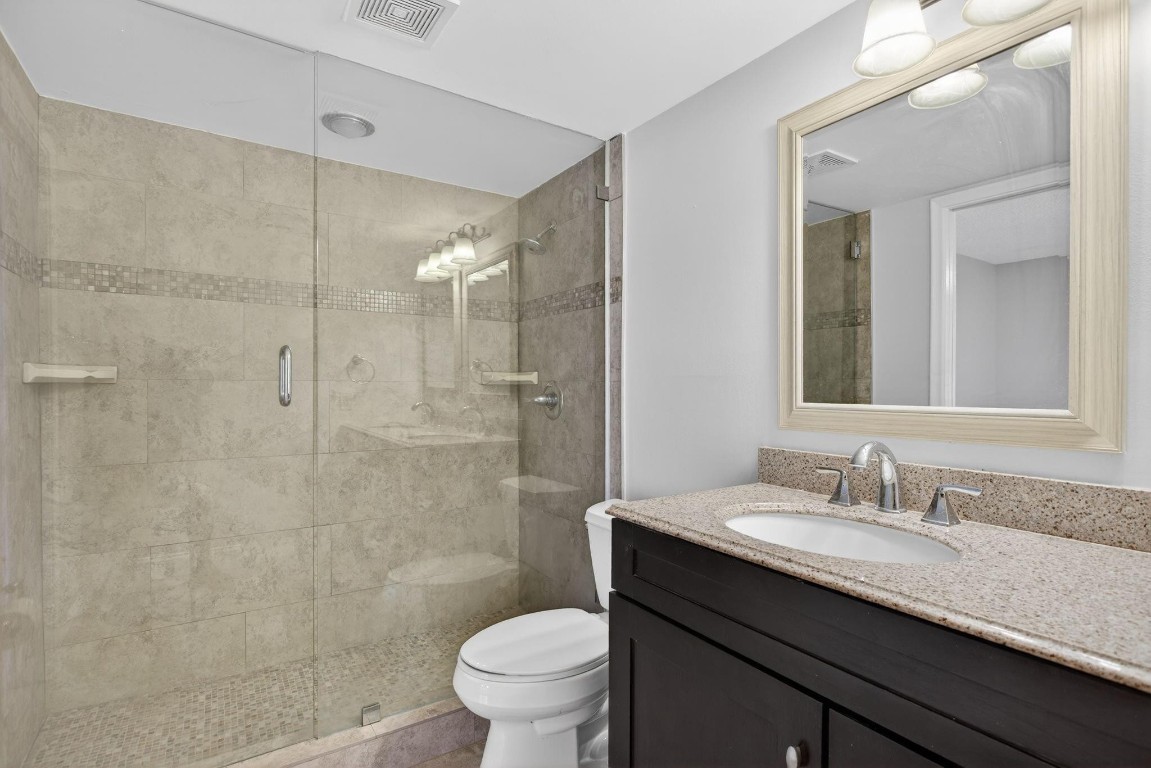 WYNMOOR GOLF VILLAGE - Residential