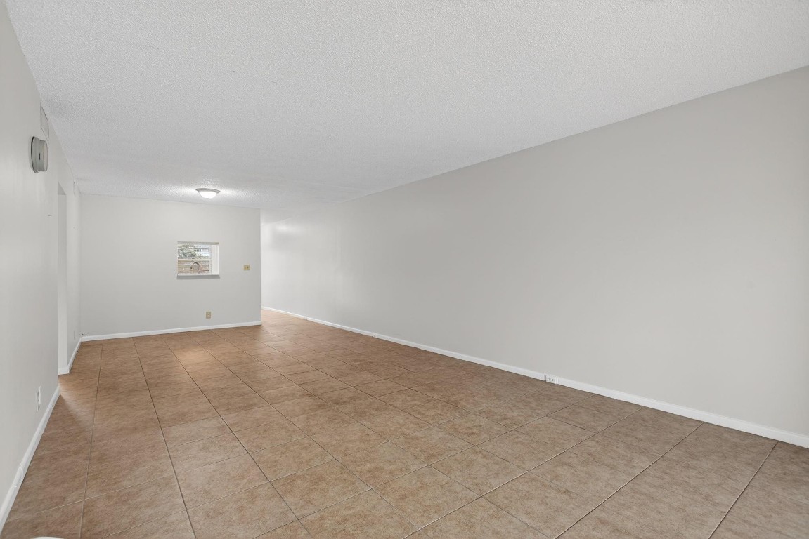WYNMOOR GOLF VILLAGE - Residential