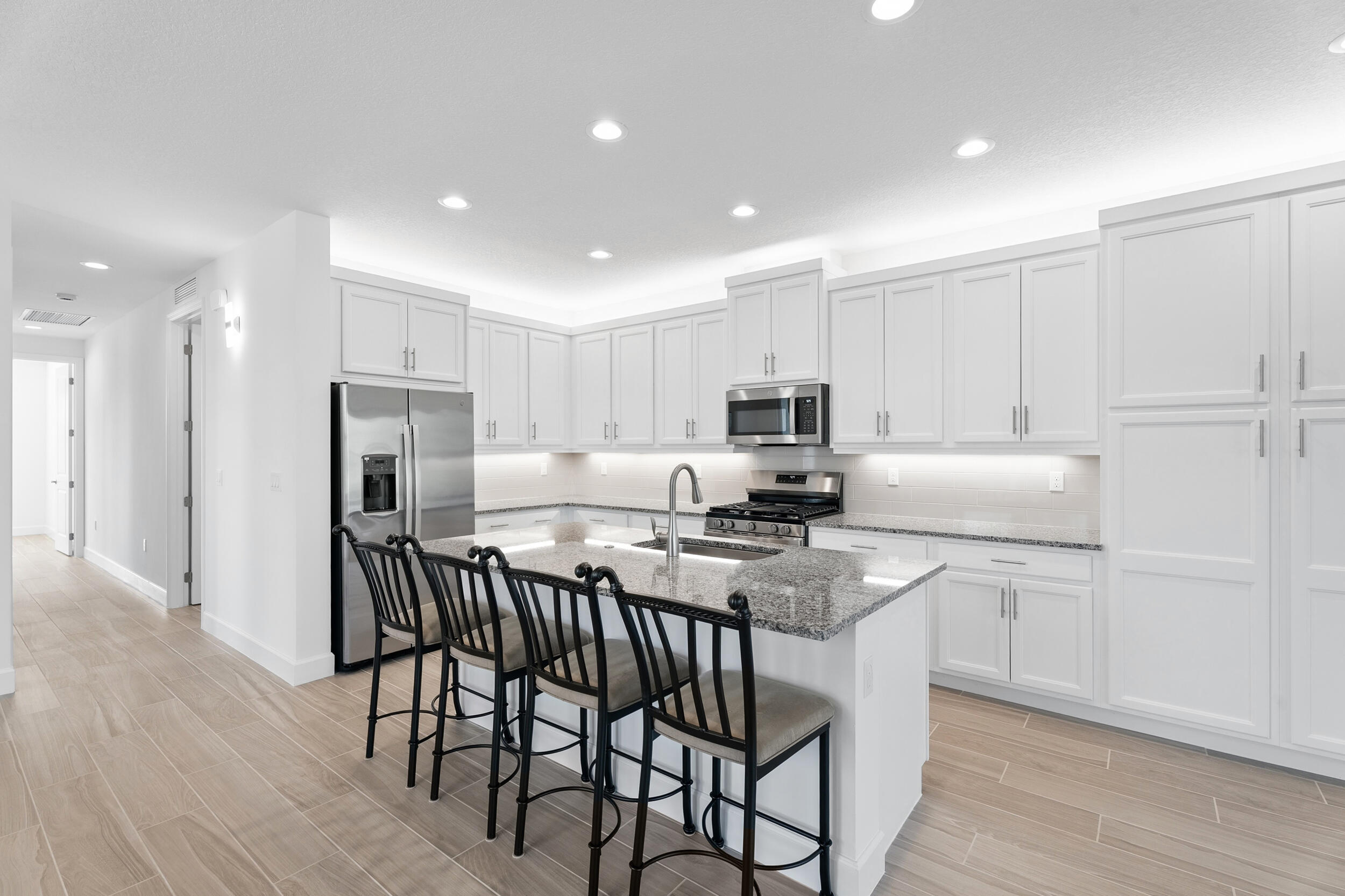 RIVERLAND PARCEL D - PLAT SIX - VALENCIA PARC - Residential