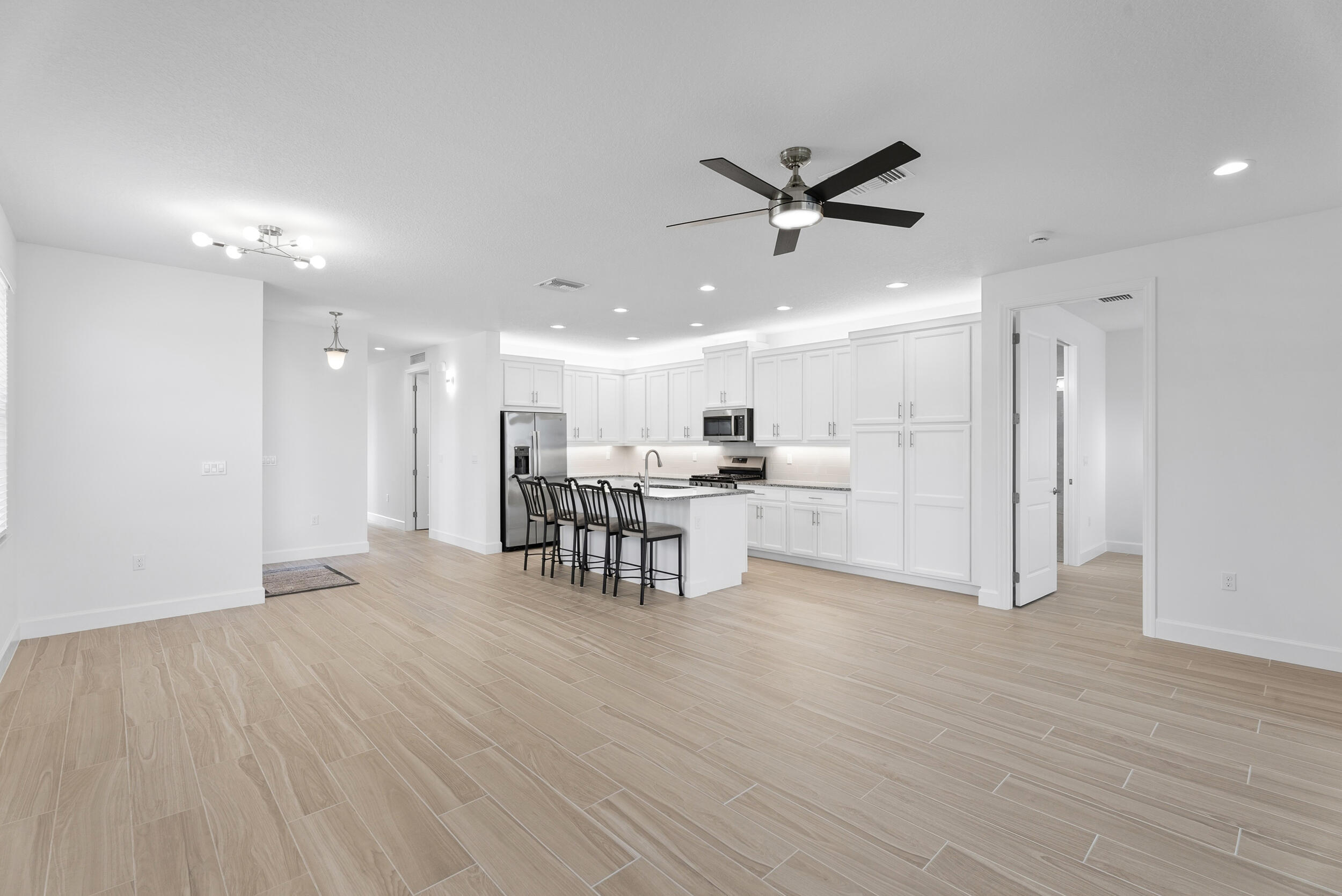 RIVERLAND PARCEL D - PLAT SIX - VALENCIA PARC - Residential