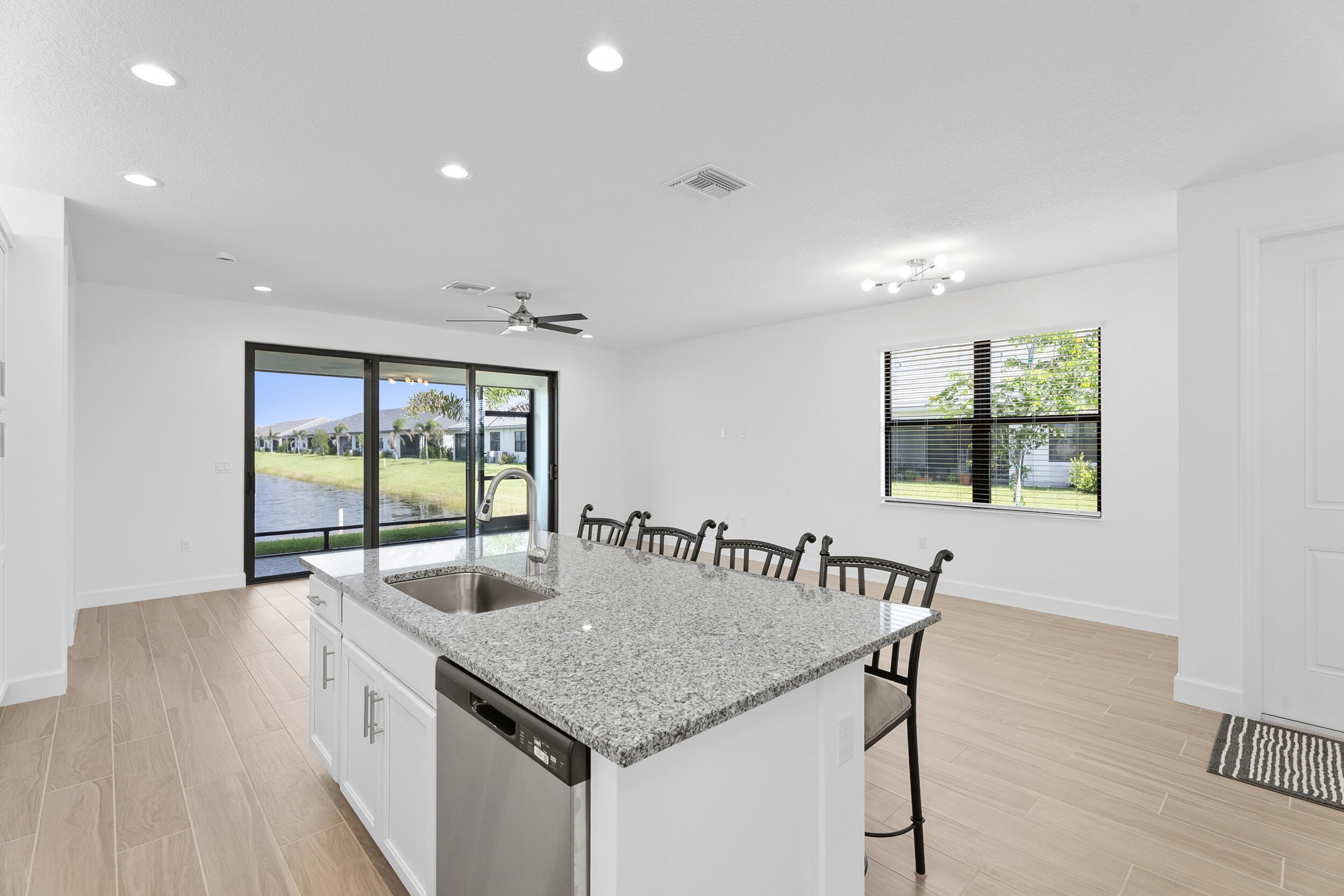 RIVERLAND PARCEL D - PLAT SIX - VALENCIA PARC - Residential
