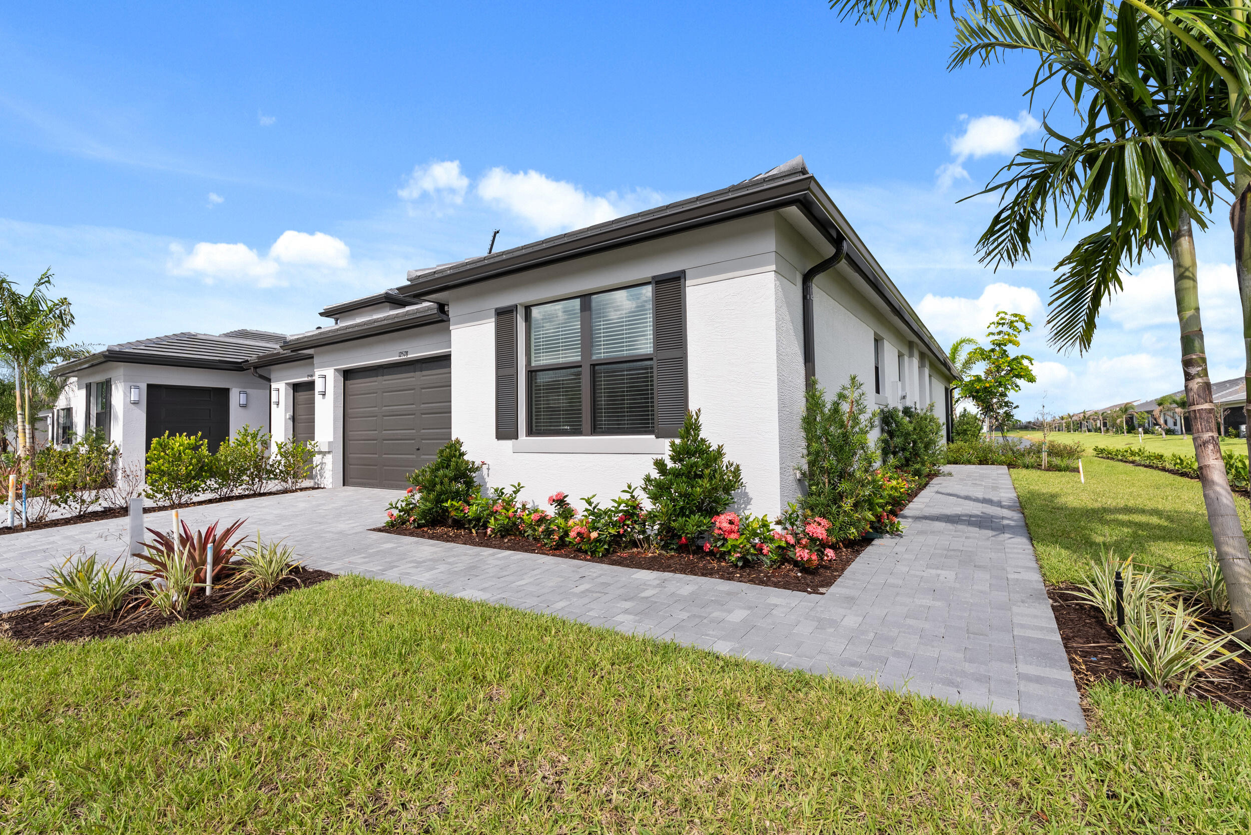 RIVERLAND PARCEL D - PLAT SIX - VALENCIA PARC - Residential
