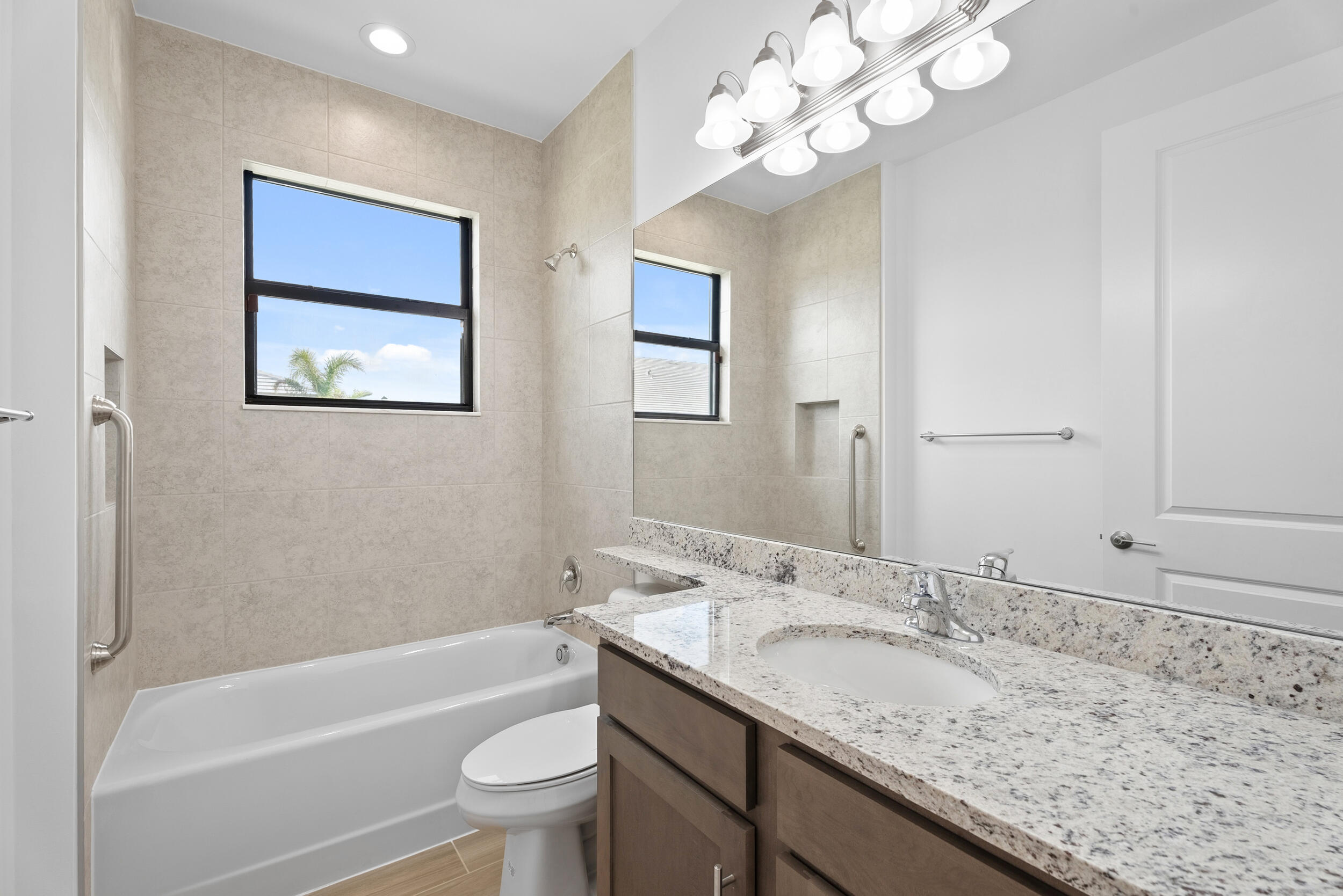 RIVERLAND PARCEL D - PLAT SIX - VALENCIA PARC - Residential
