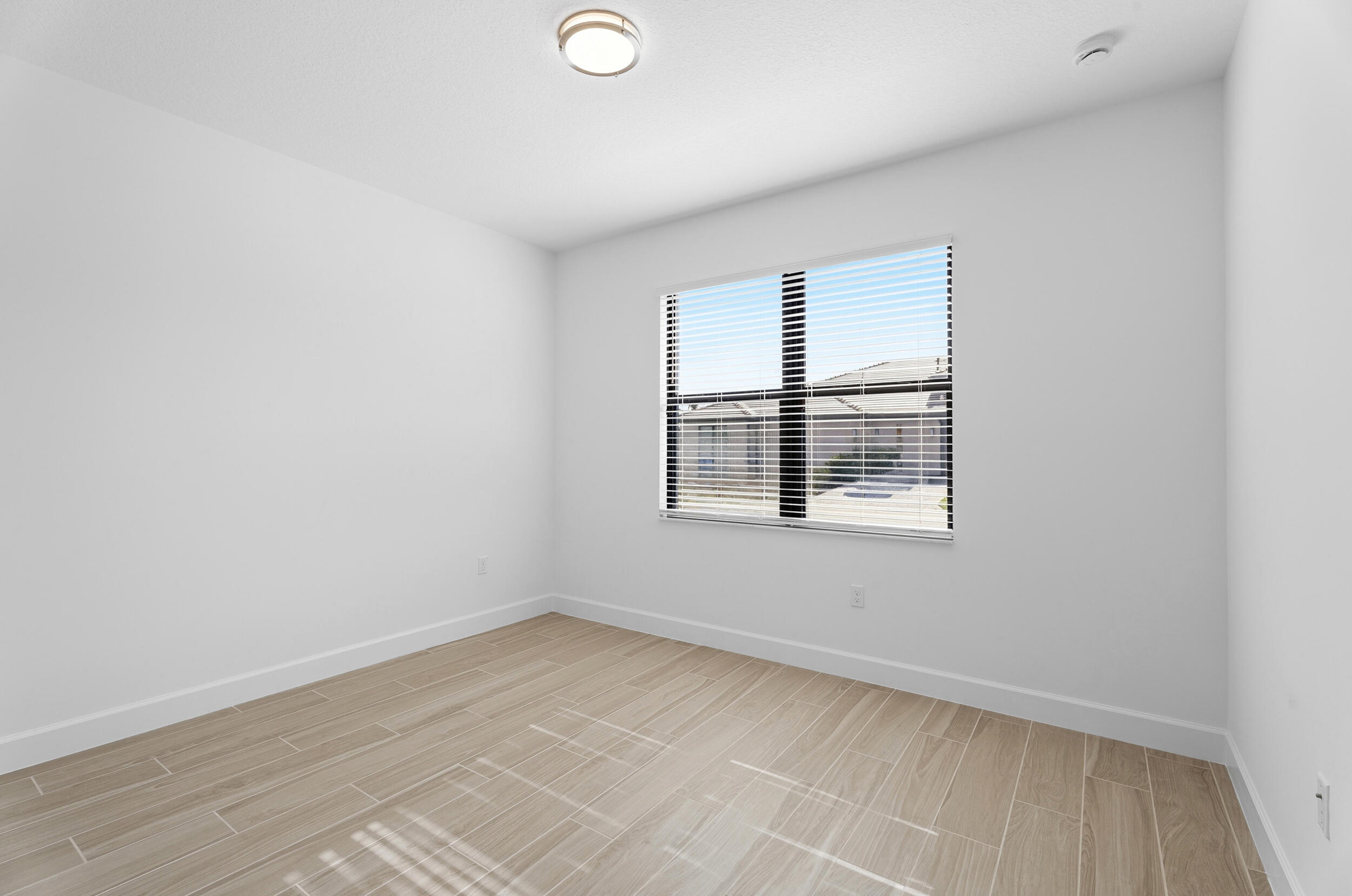 RIVERLAND PARCEL D - PLAT SIX - VALENCIA PARC - Residential