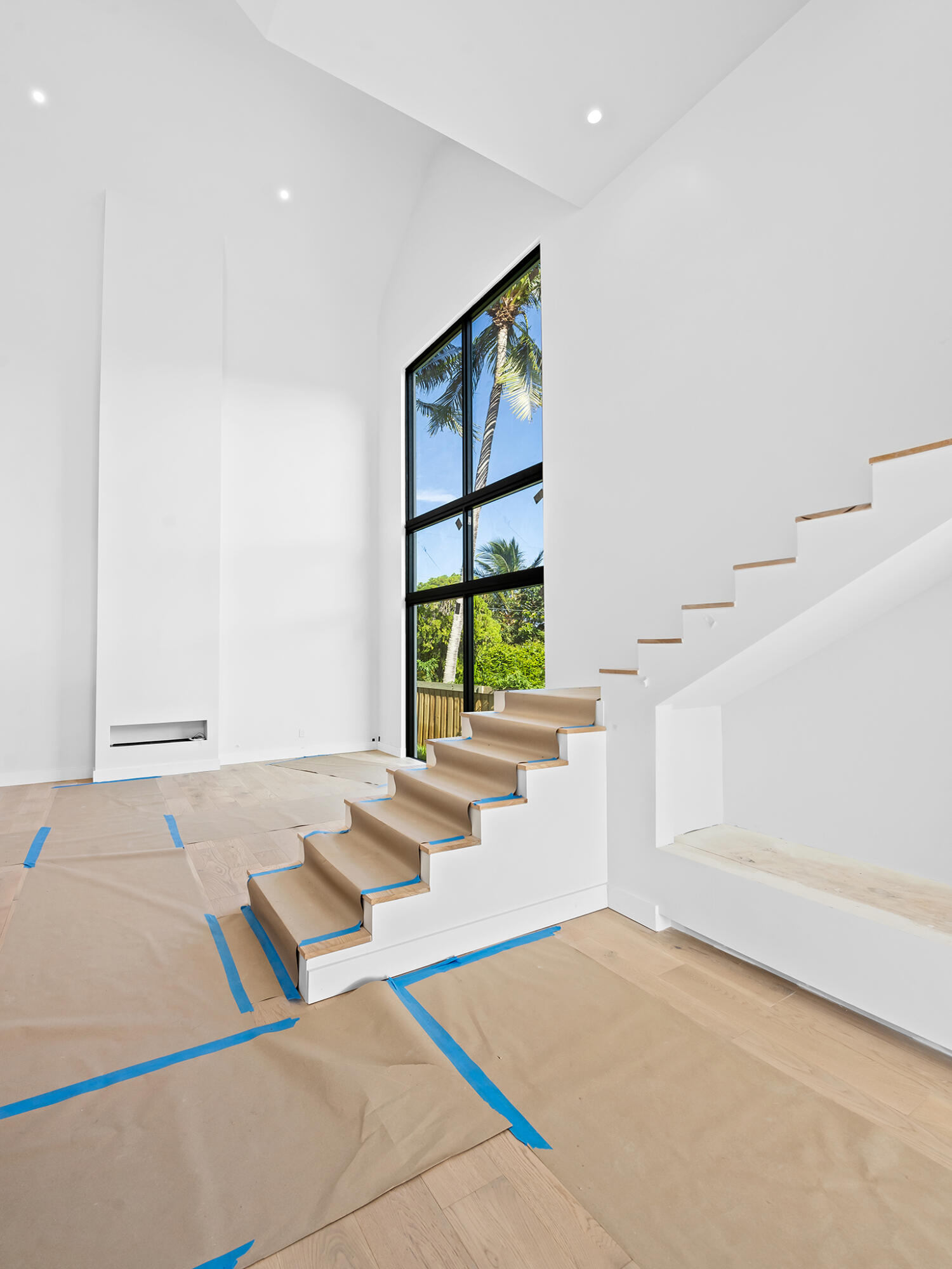 Poinsettia Heights - Residential