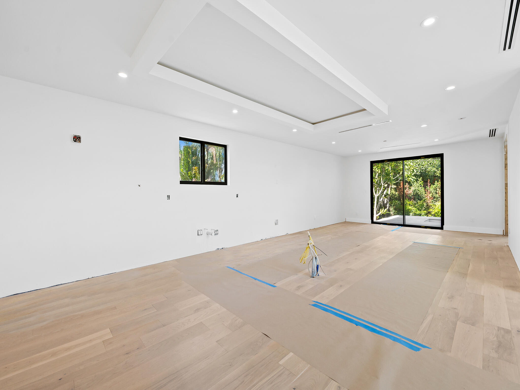 Poinsettia Heights - Residential