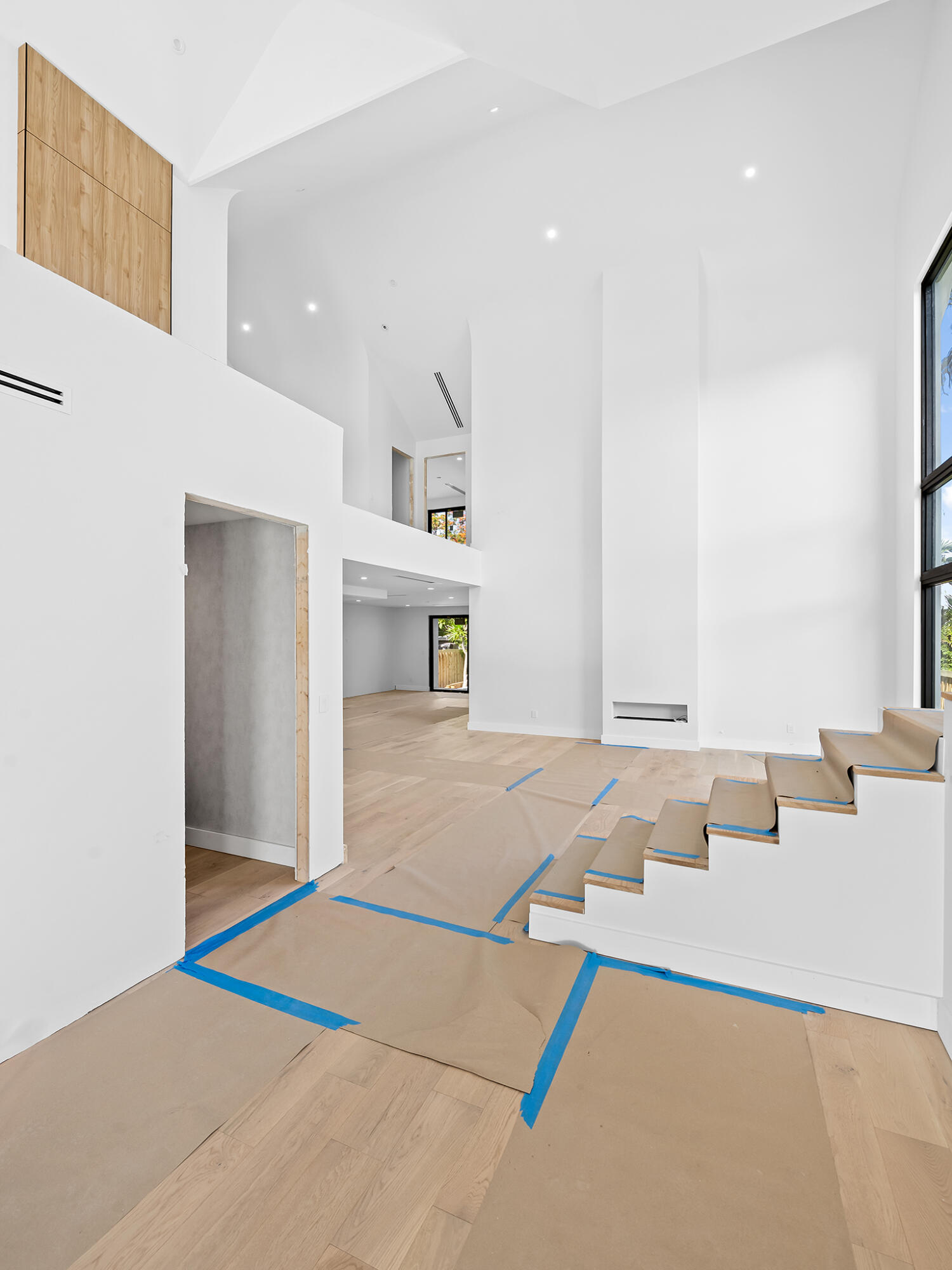 Poinsettia Heights - Residential