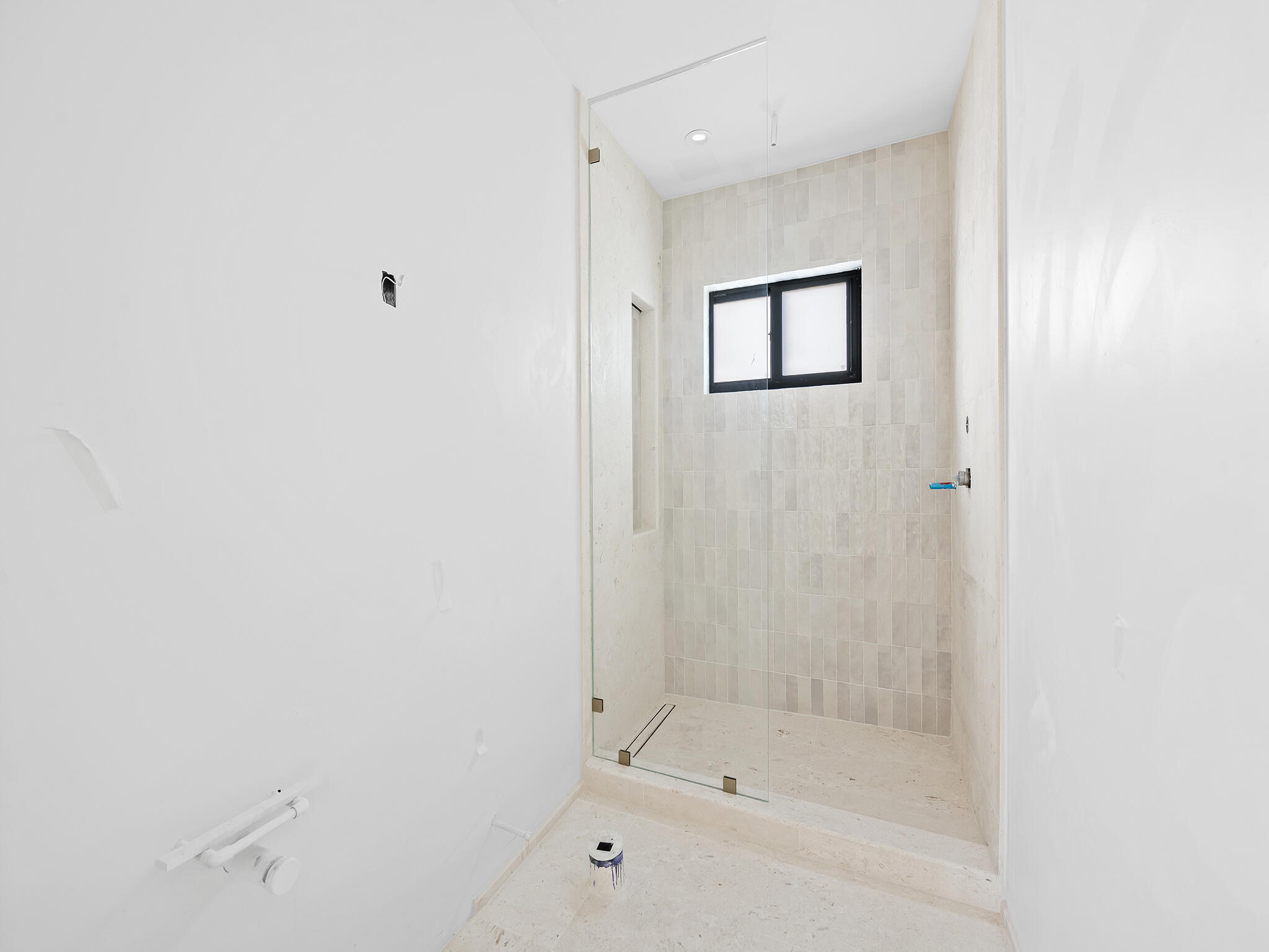 Poinsettia Heights - Residential