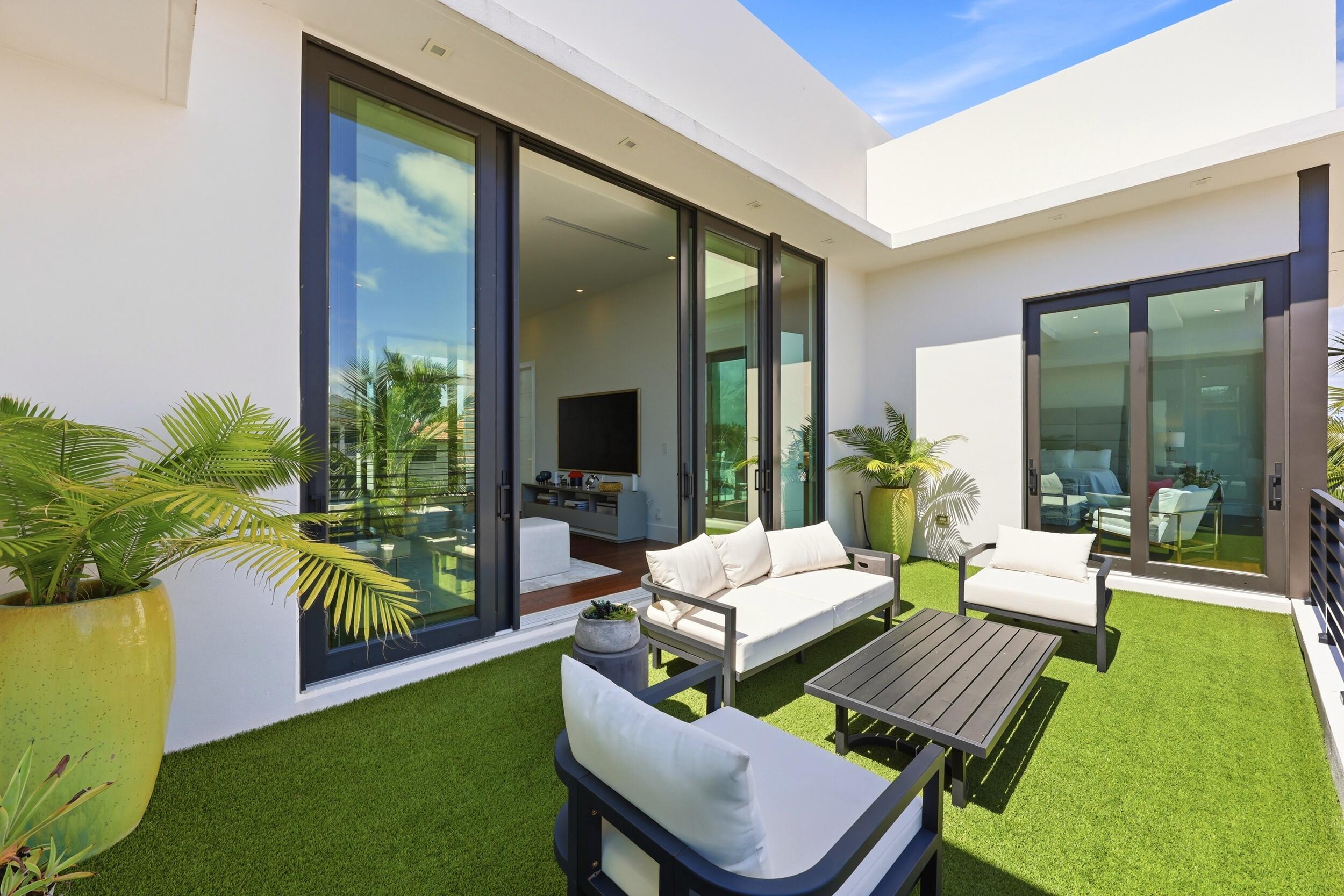 CORAL RIDGE GALT ADD NO 1 - Residential
