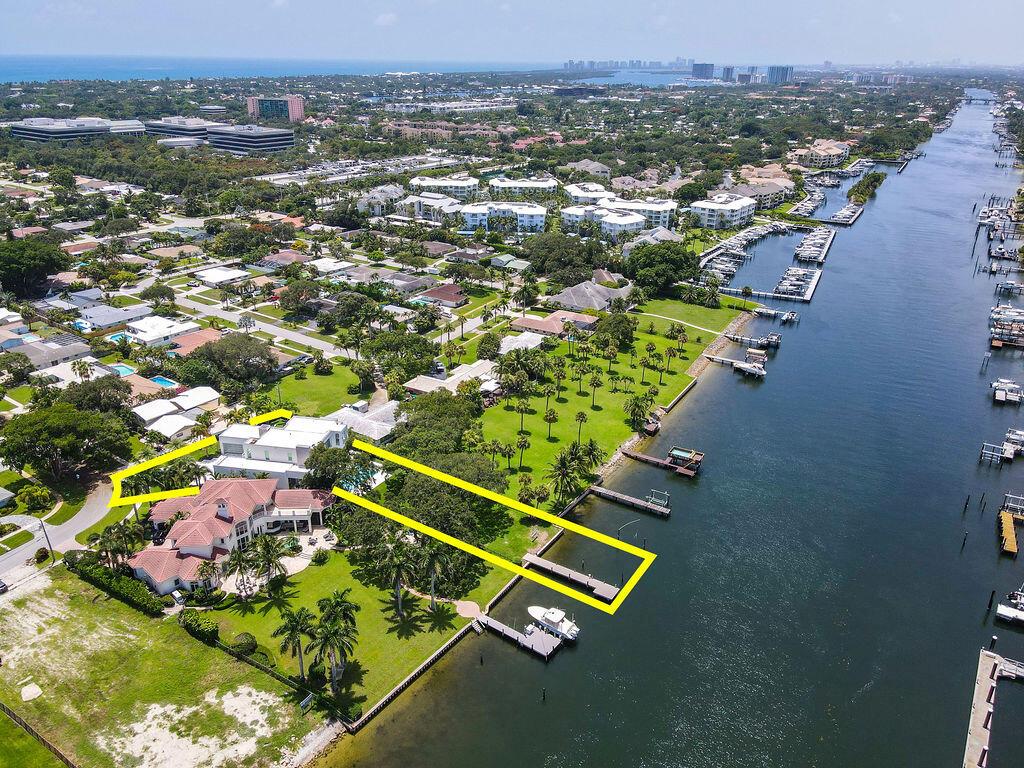 JUNO ISLES 1/ No Fixed bridges section, Intracoast - Residential