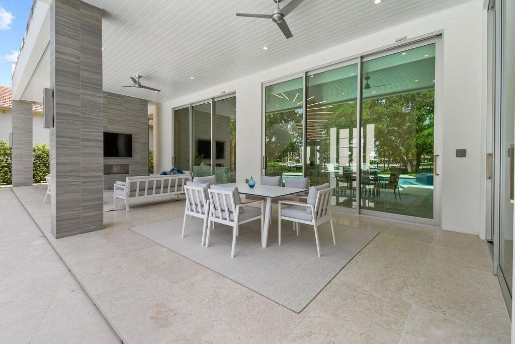 JUNO ISLES 1/ No Fixed bridges section, Intracoast - Residential