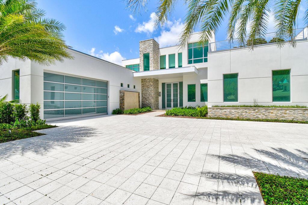 JUNO ISLES 1/ No Fixed bridges section, Intracoast - Residential