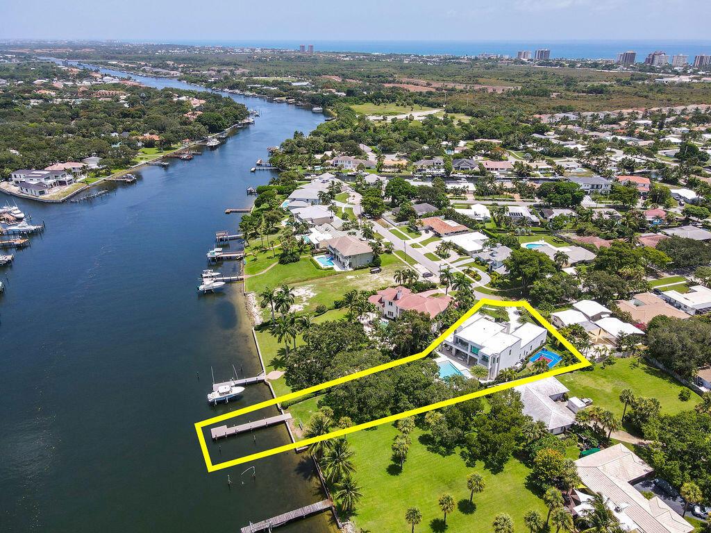 JUNO ISLES 1/ No Fixed bridges section, Intracoast - Residential
