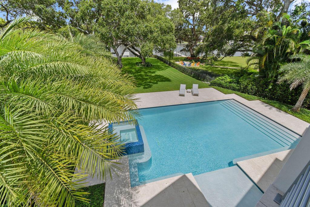 JUNO ISLES 1/ No Fixed bridges section, Intracoast - Residential