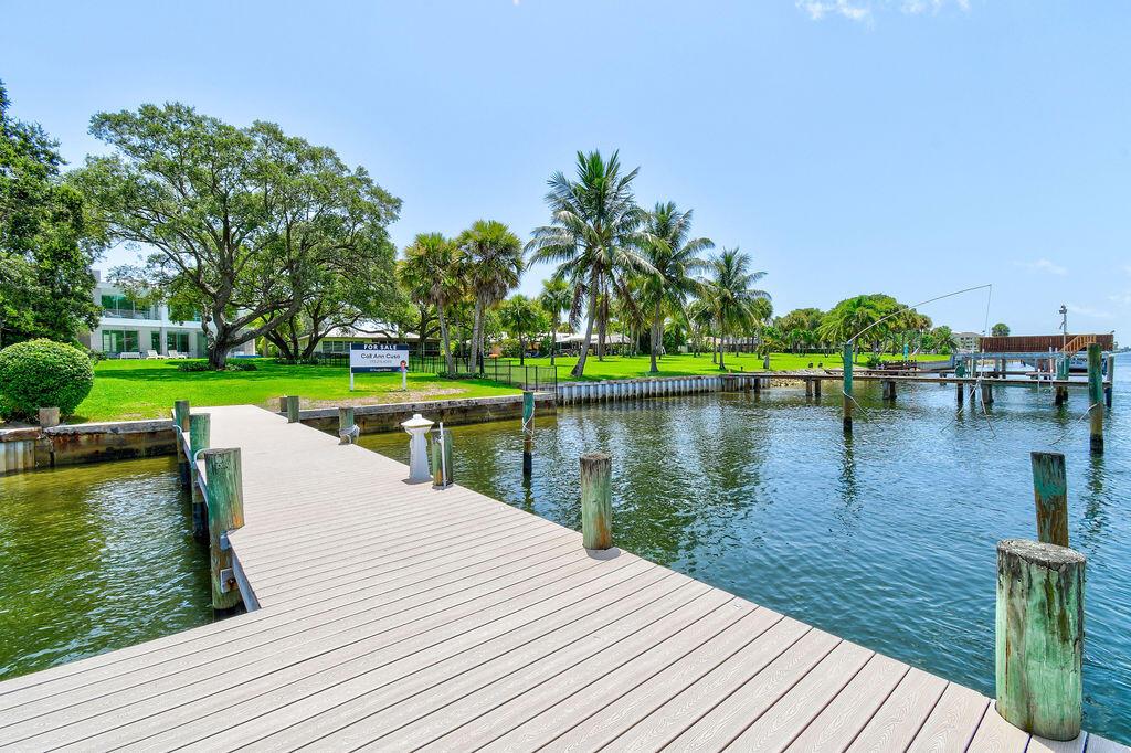 JUNO ISLES 1/ No Fixed bridges section, Intracoast - Residential