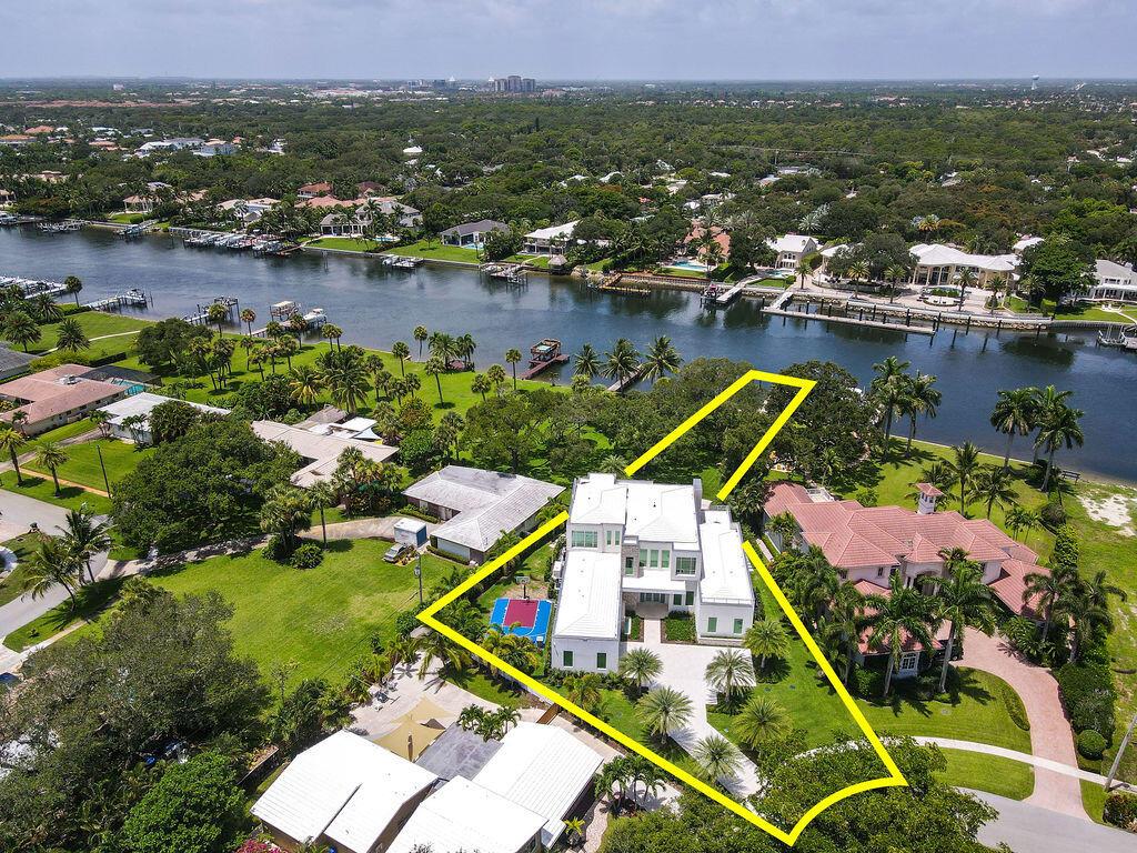 JUNO ISLES 1/ No Fixed bridges section, Intracoast - Residential