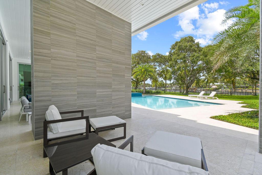 JUNO ISLES 1/ No Fixed bridges section, Intracoast - Residential