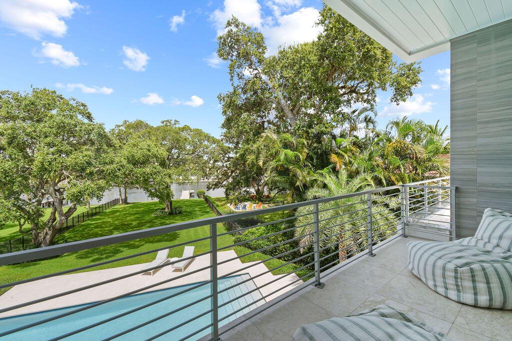 JUNO ISLES 1/ No Fixed bridges section, Intracoast - Residential