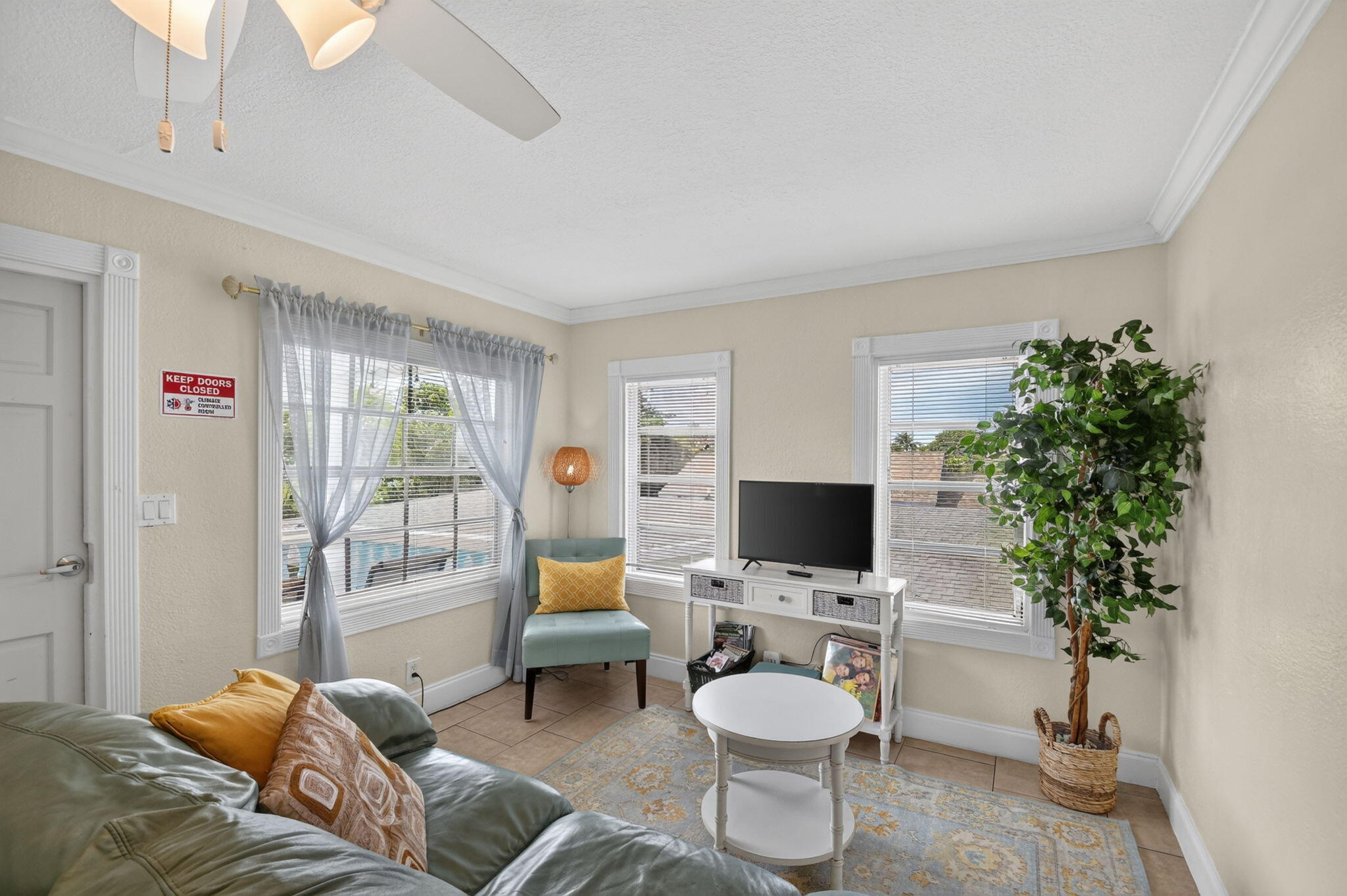 LAKE WORTH TOWN OF - Residential Income