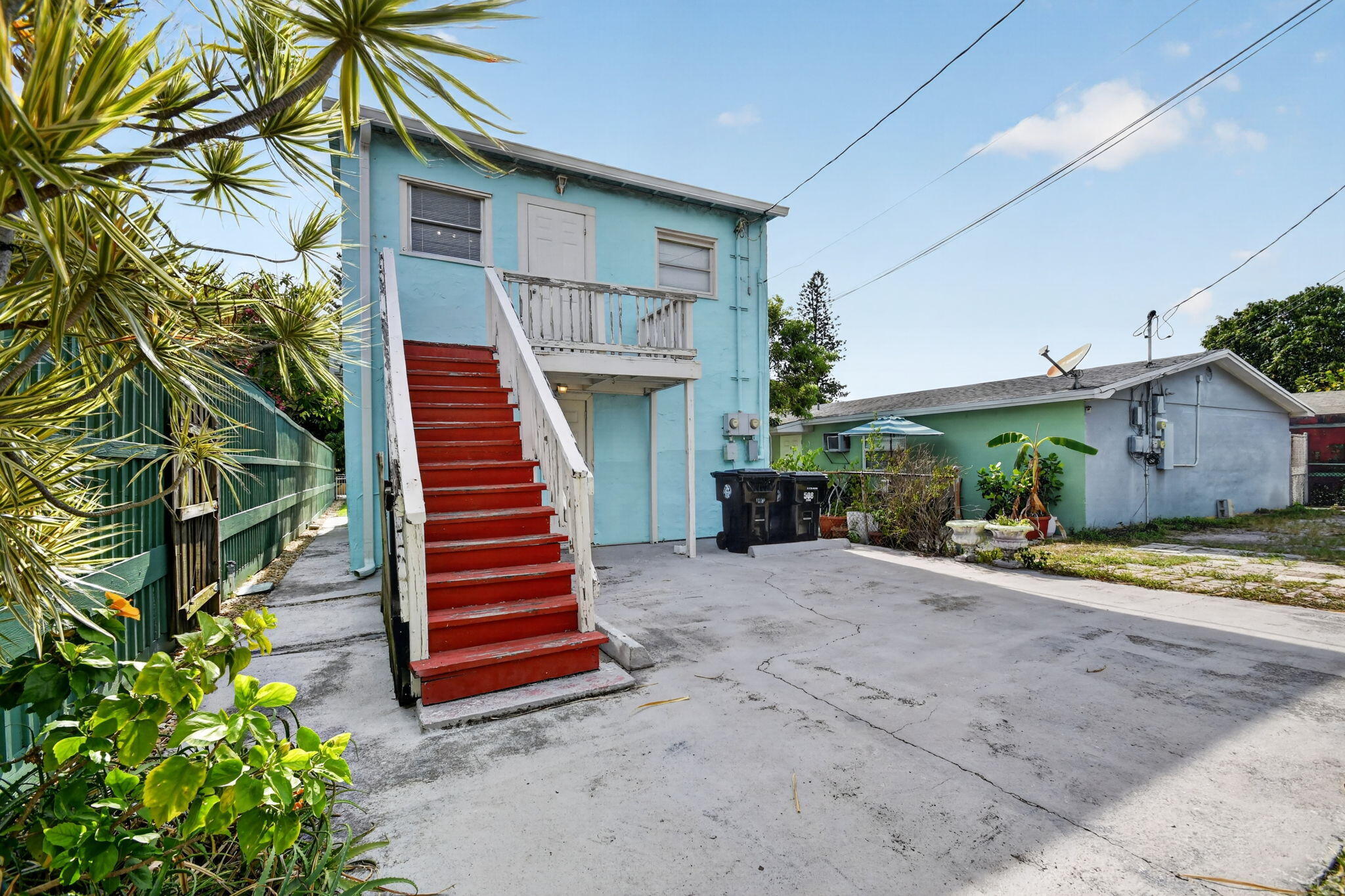 LAKE WORTH TOWN OF - Residential Income