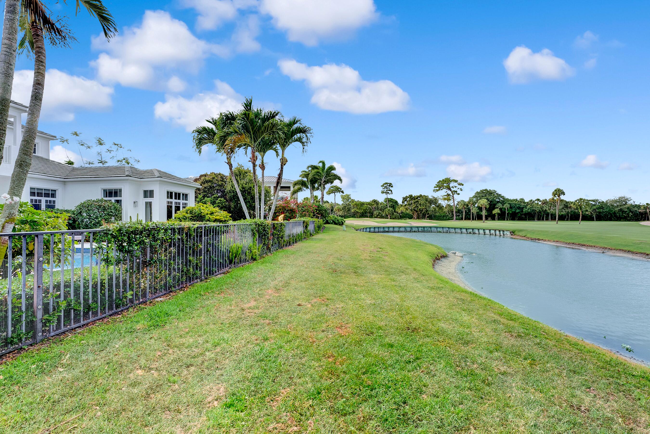 Delaire Country Club - Residential