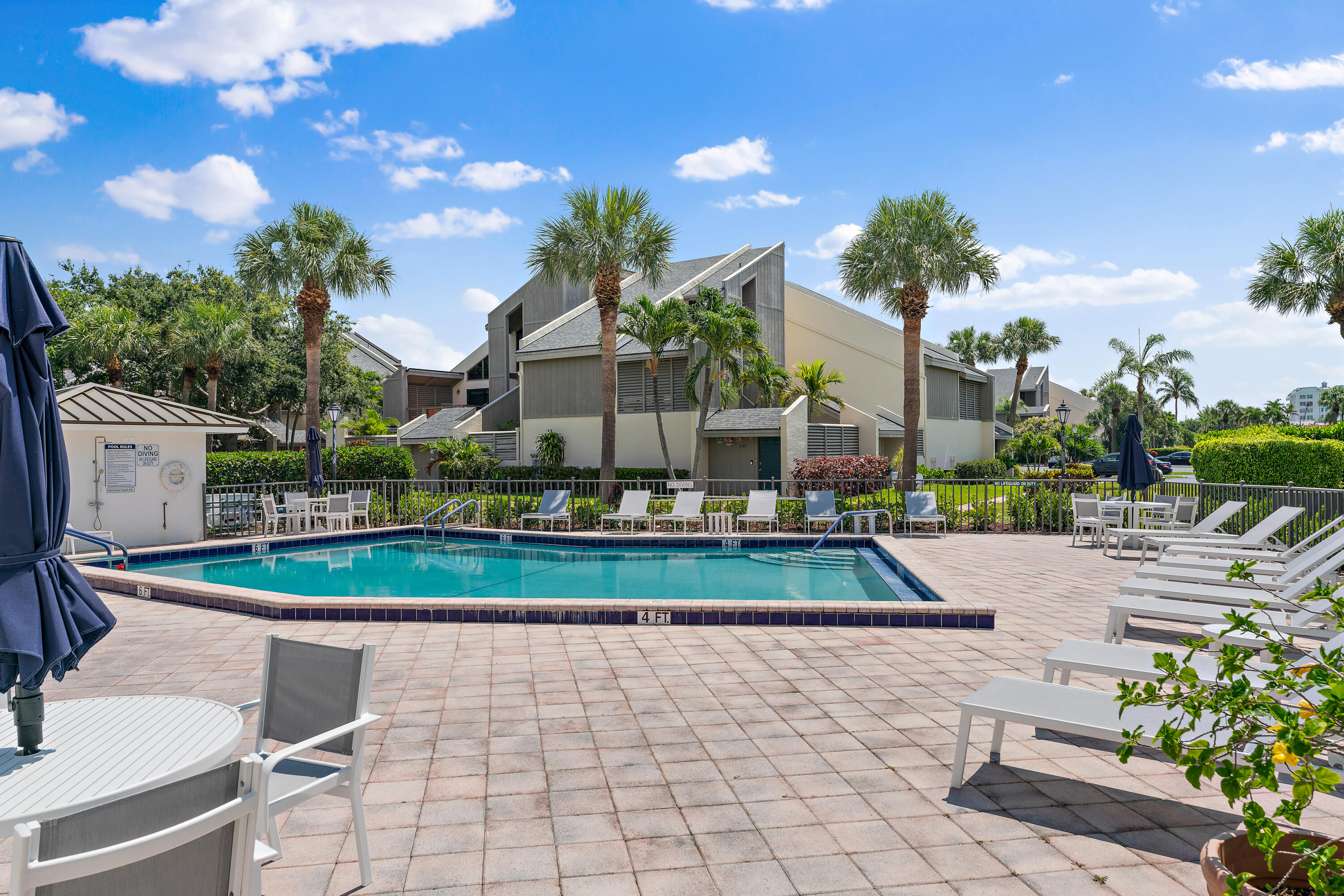 Jupiter Ocean and Racquet Club - Residential