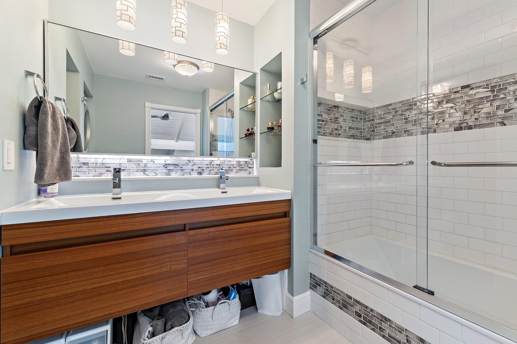 Jupiter Ocean and Racquet Club - Residential