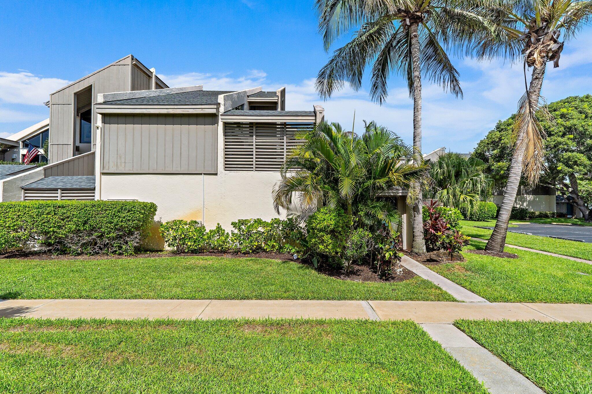 Jupiter Ocean and Racquet Club - Residential