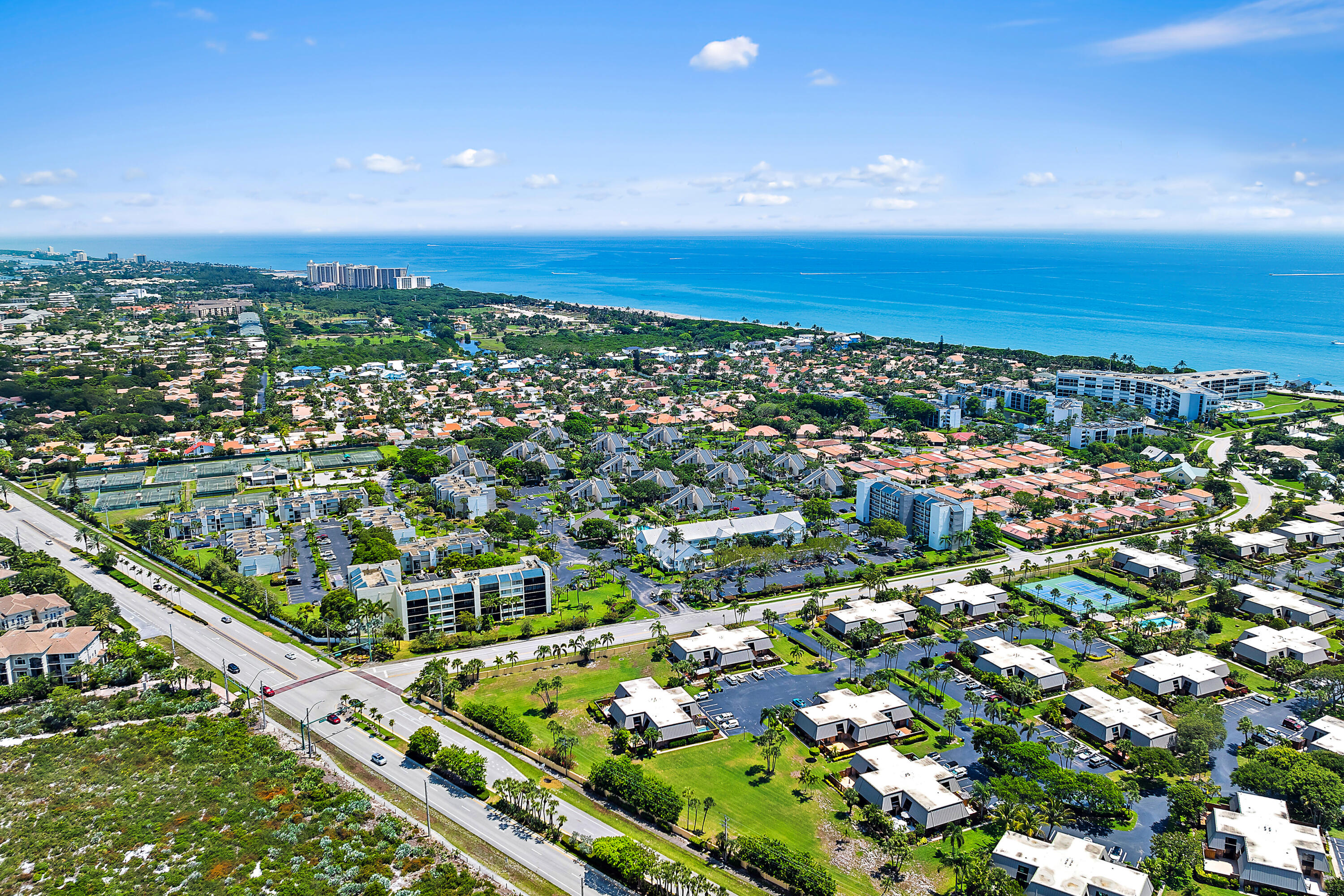 Jupiter Ocean and Racquet Club - Residential