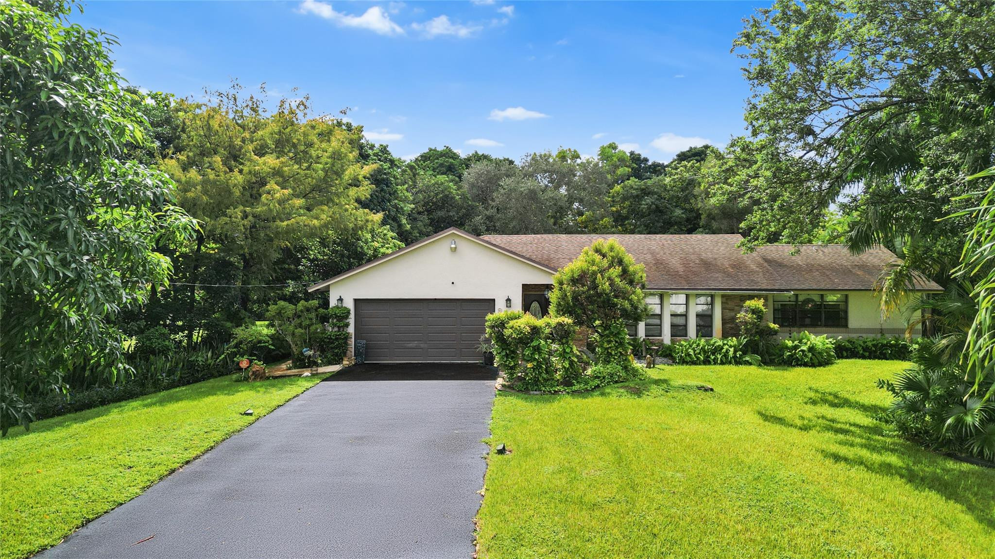 LAKE MARANATHA ESTATES - Residential