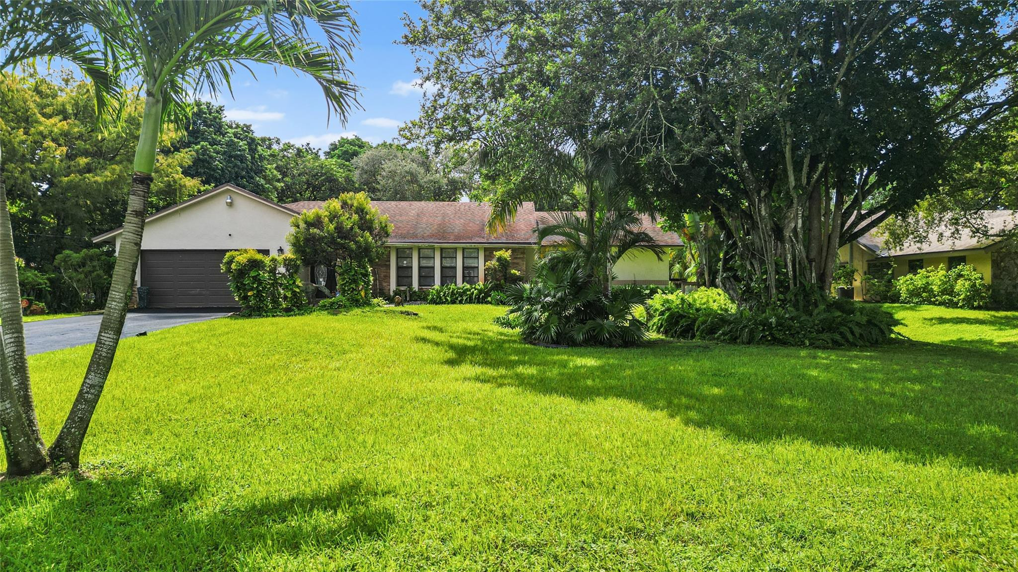 LAKE MARANATHA ESTATES - Residential
