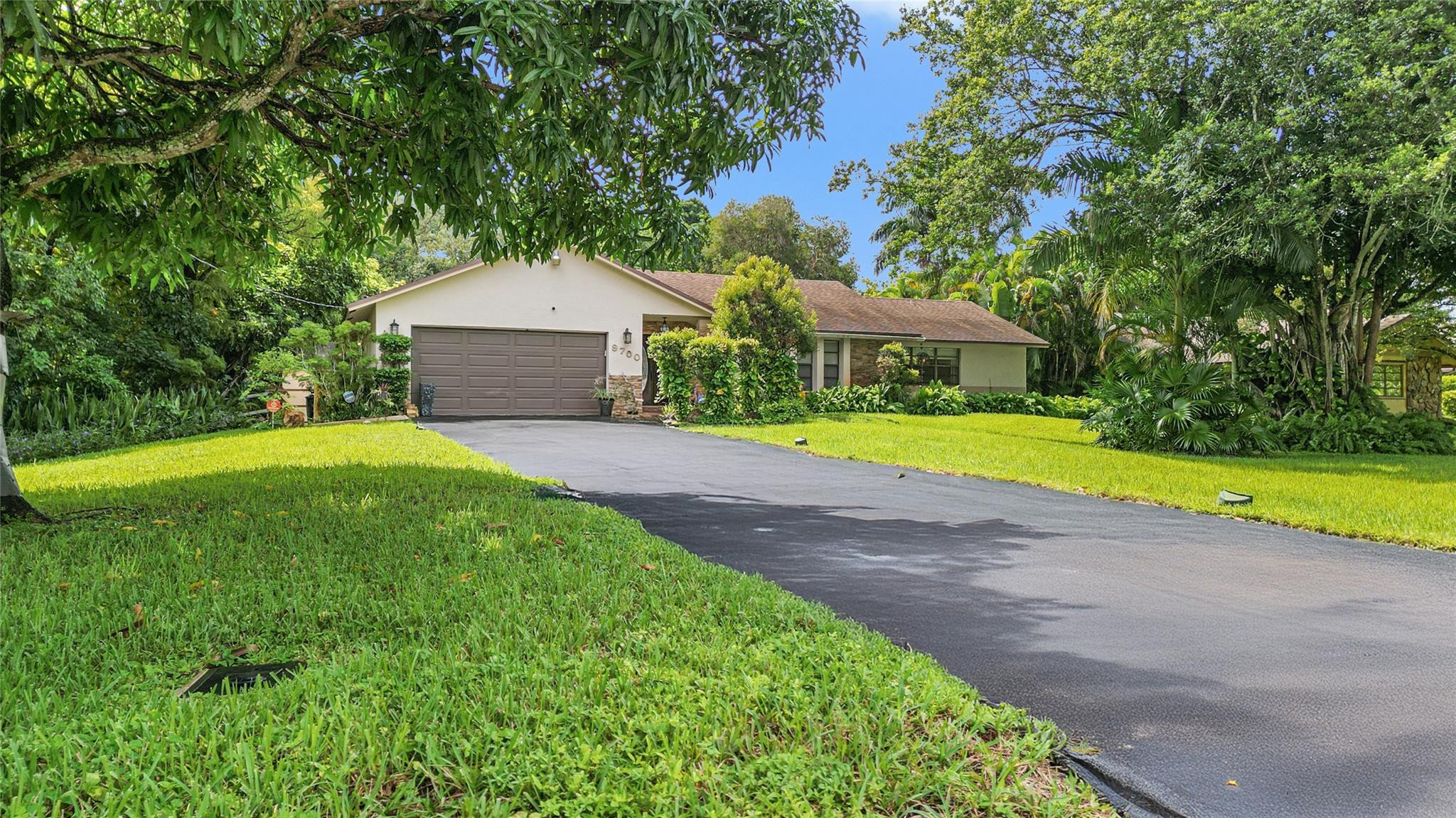 LAKE MARANATHA ESTATES - Residential