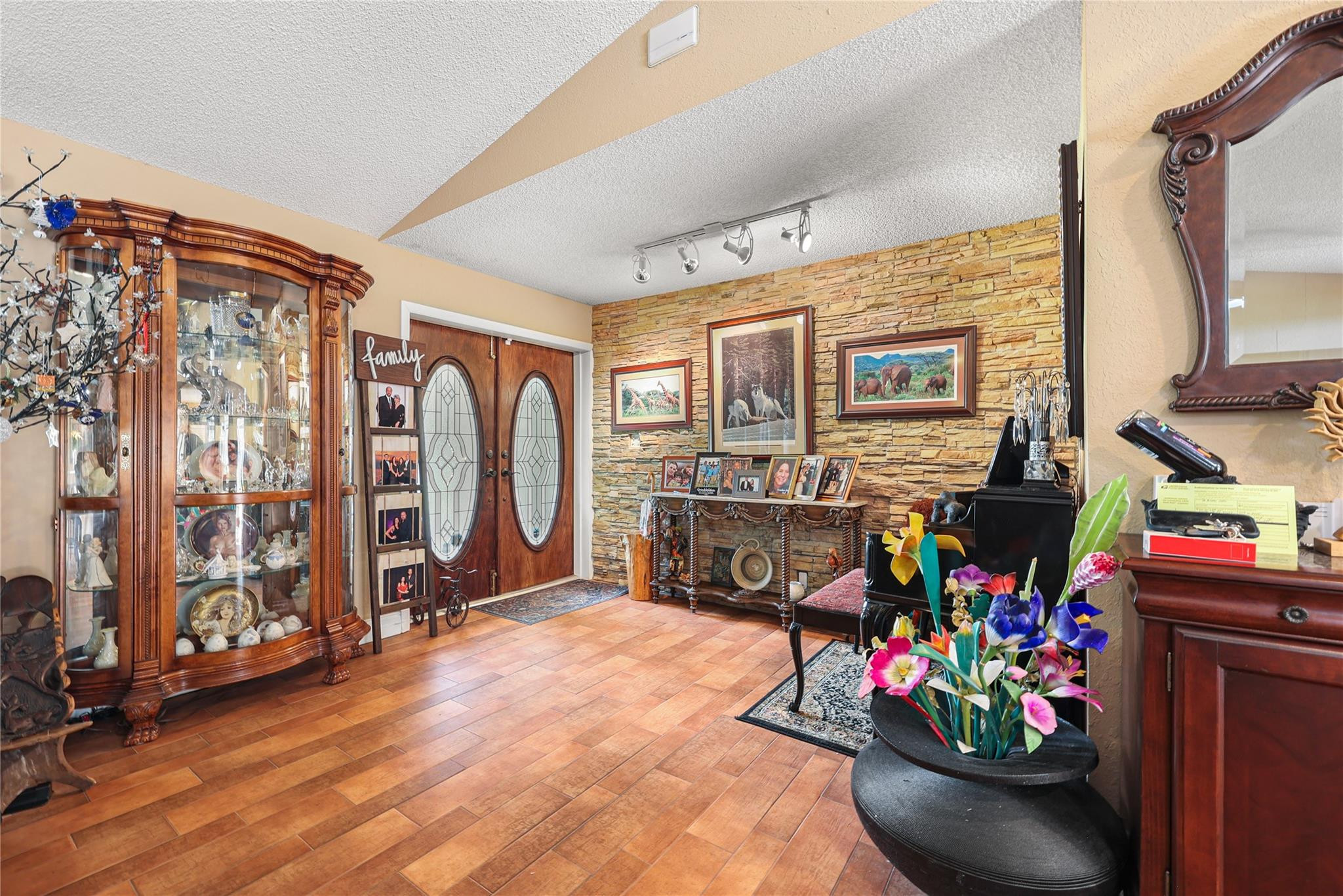 LAKE MARANATHA ESTATES - Residential