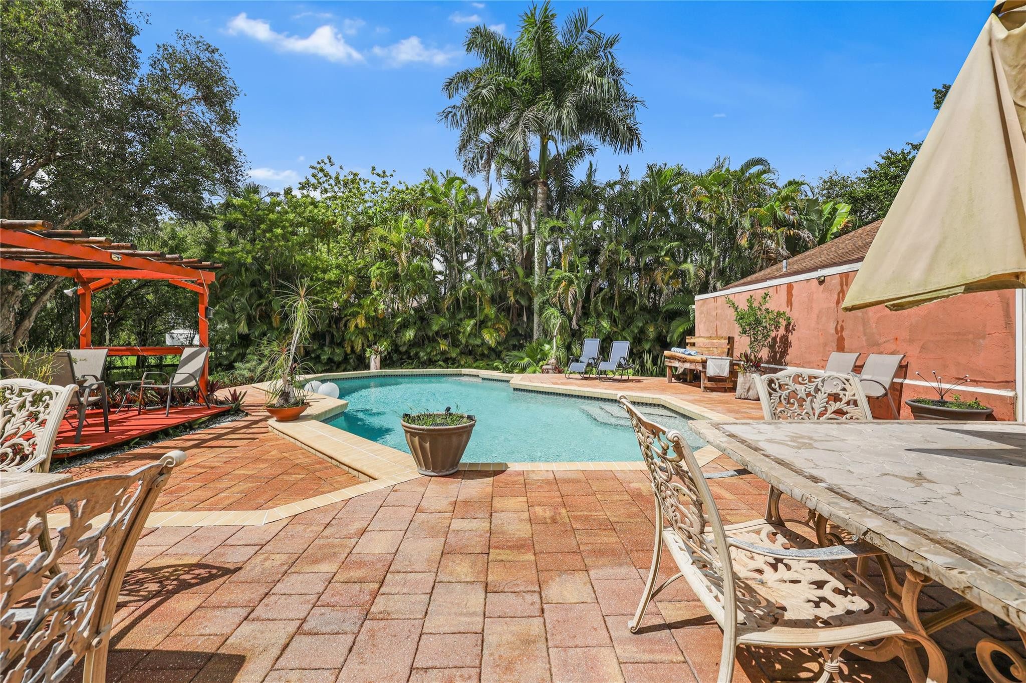LAKE MARANATHA ESTATES - Residential