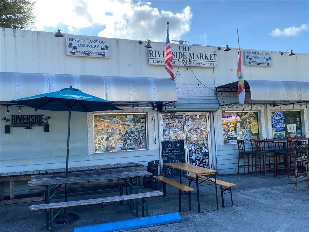 Riverside Add Amd 1-13 B - Residential Lease