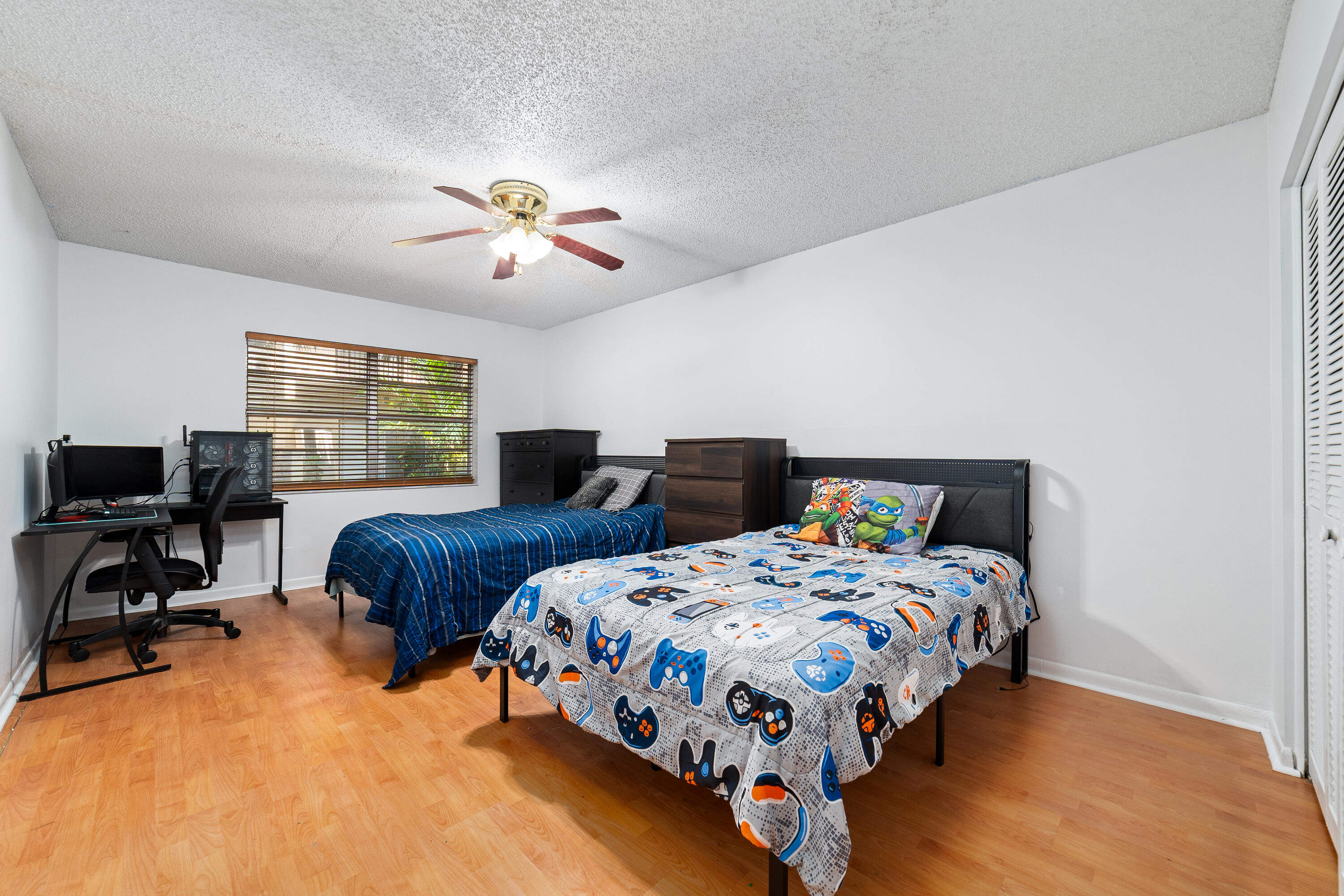 OXFORD CONDO - Residential