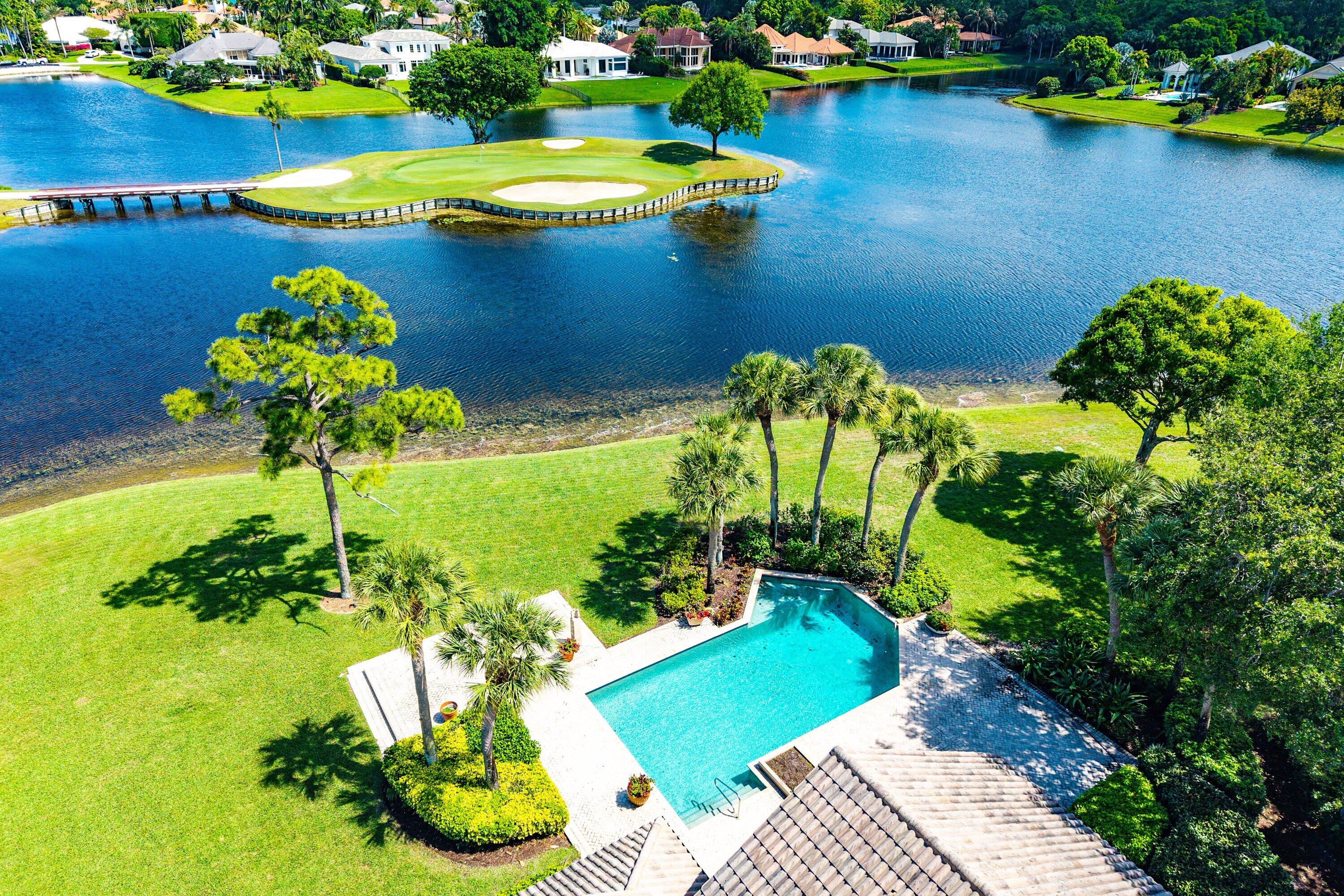 FRENCHMANS CREEK - Residential