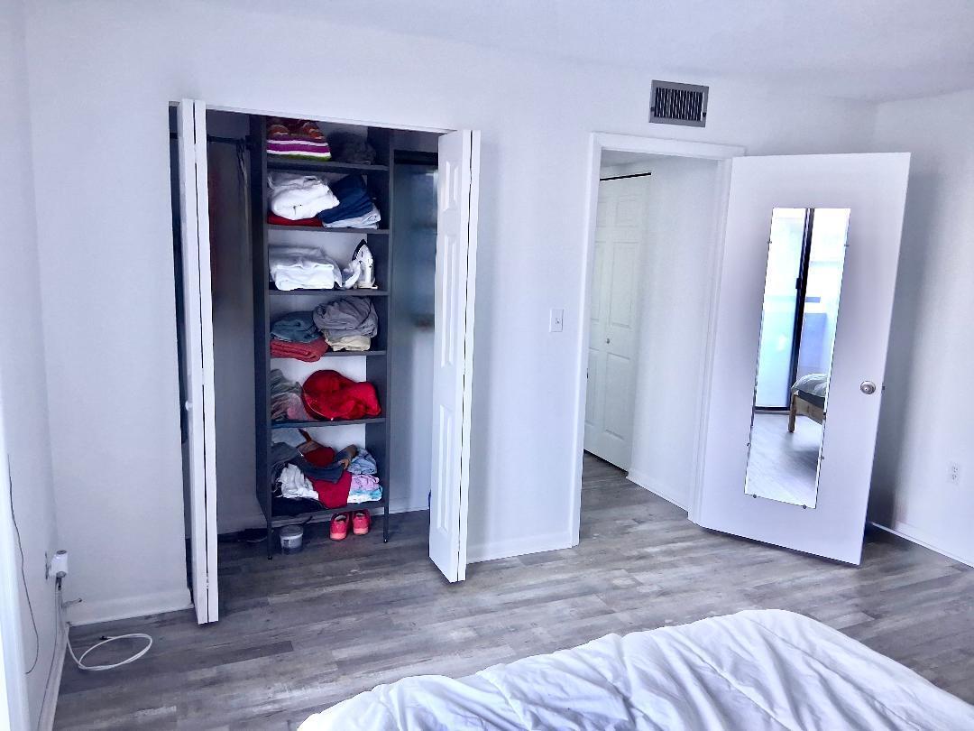 PARKVIEW PLAZA CONDO - Residential