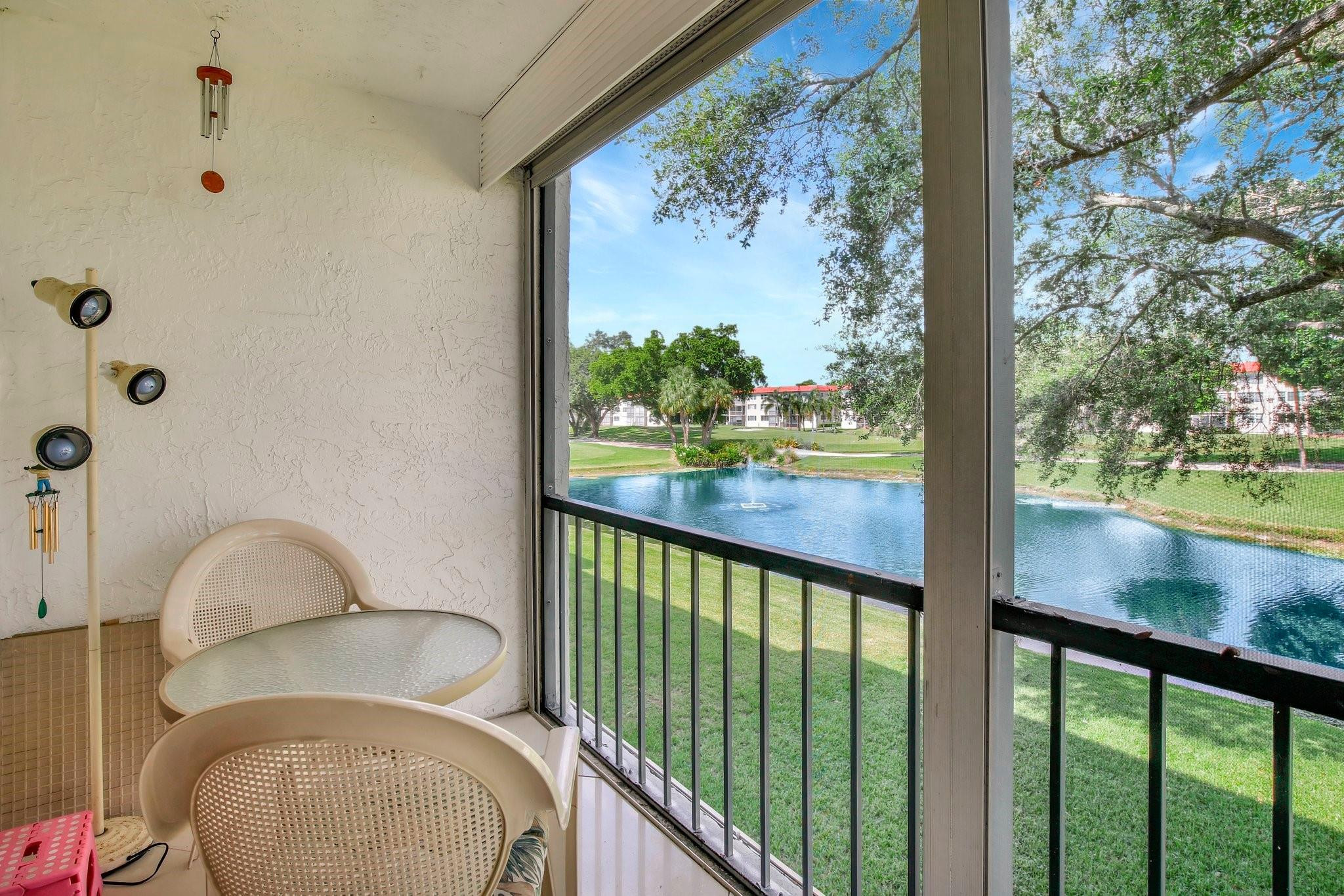 HOLLYBROOK GOLF & TENNIS - Residential