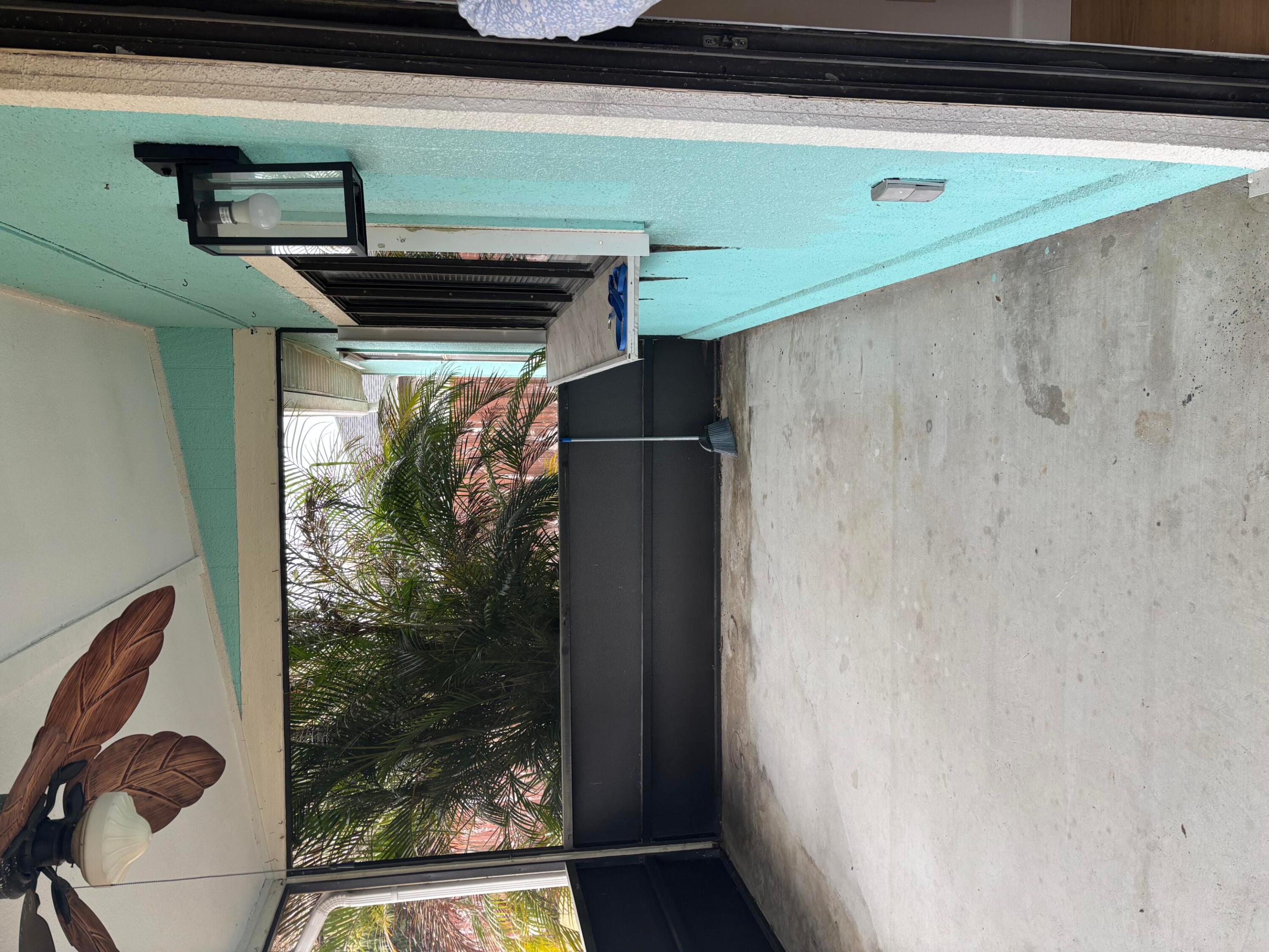 PORT ST LUCIE SECTION 27 - Residential
