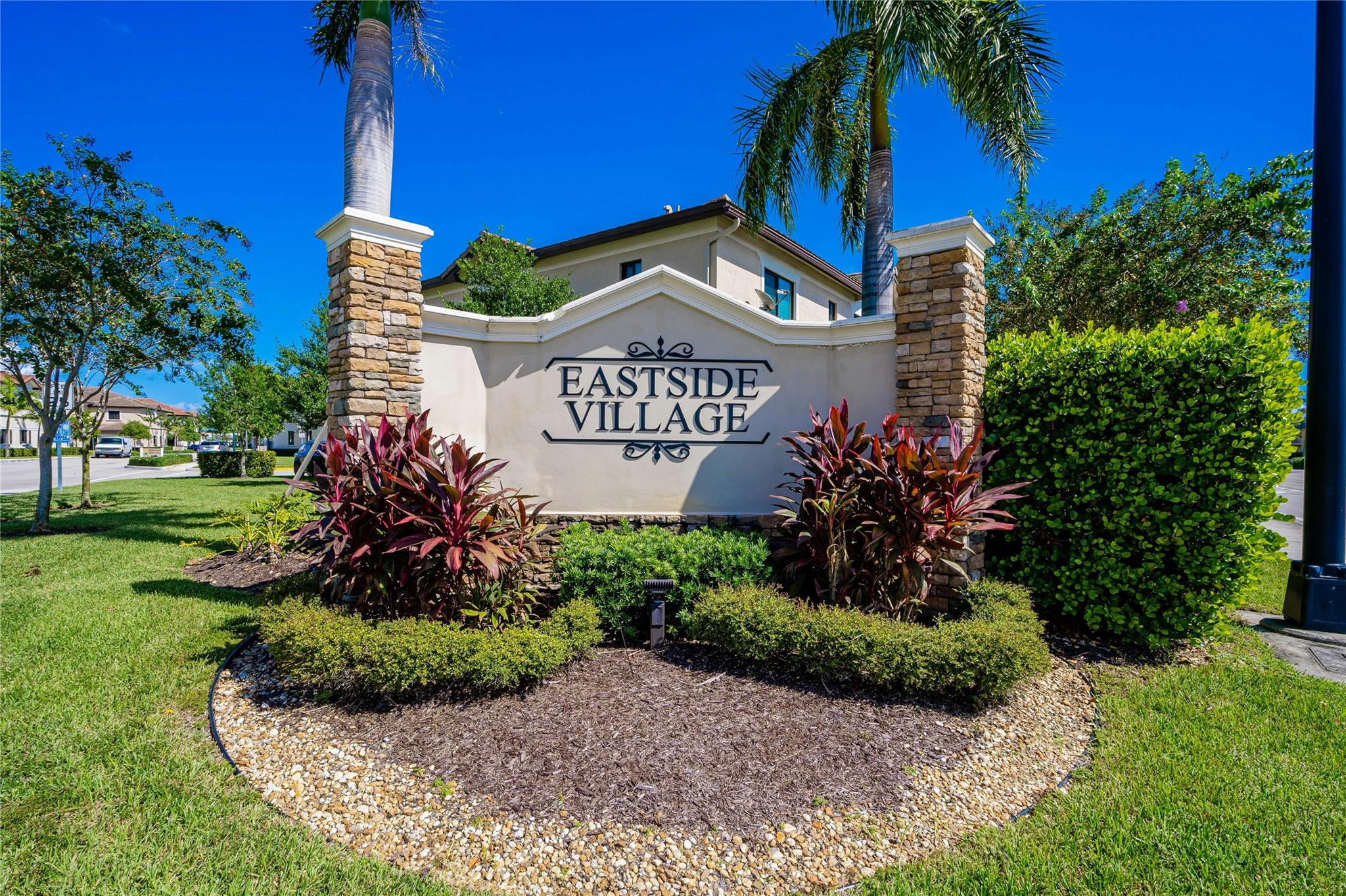 DIXIE LANDMARK PLAT - Residential Lease