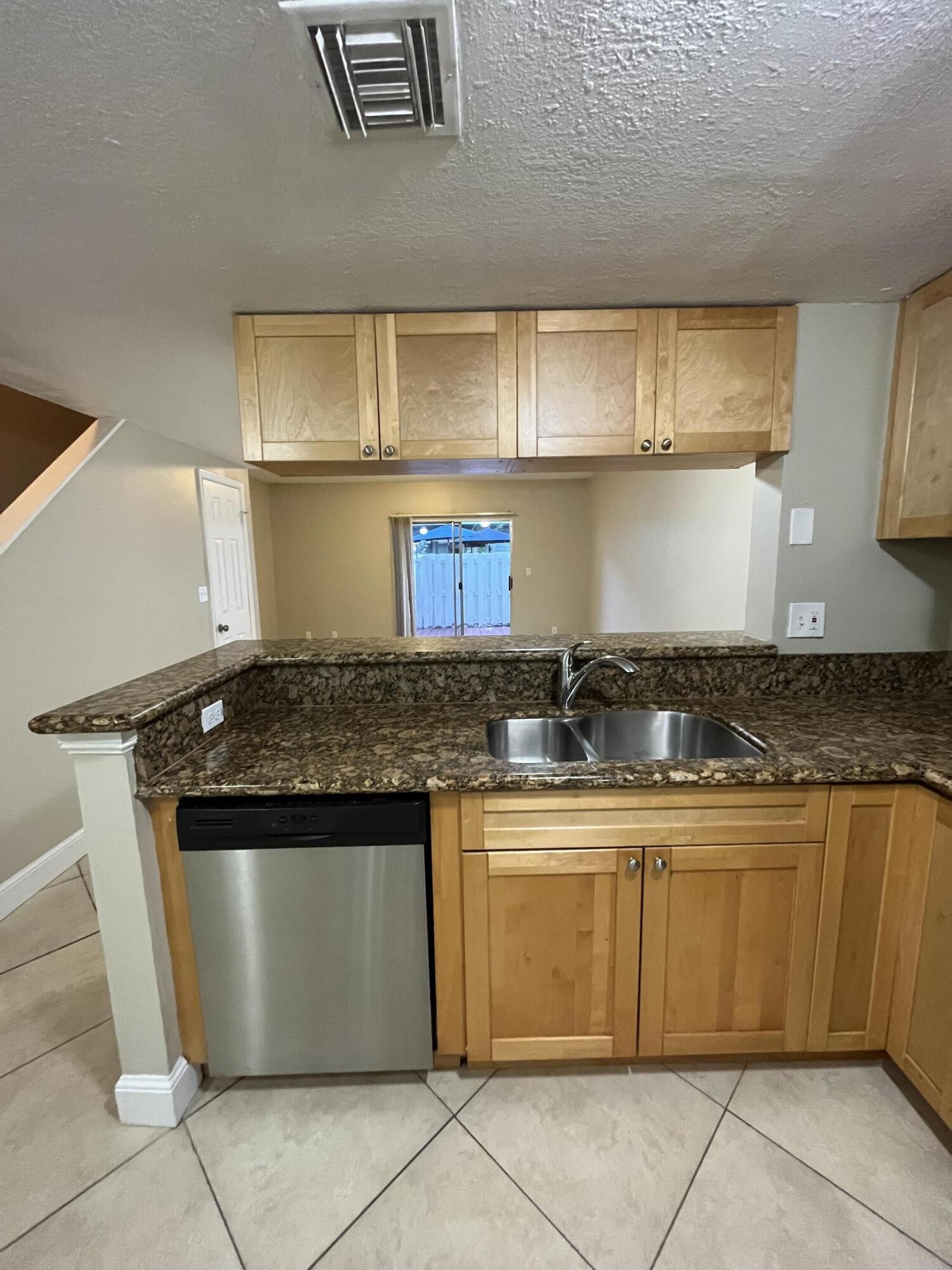 SUN PLAT - Residential Lease
