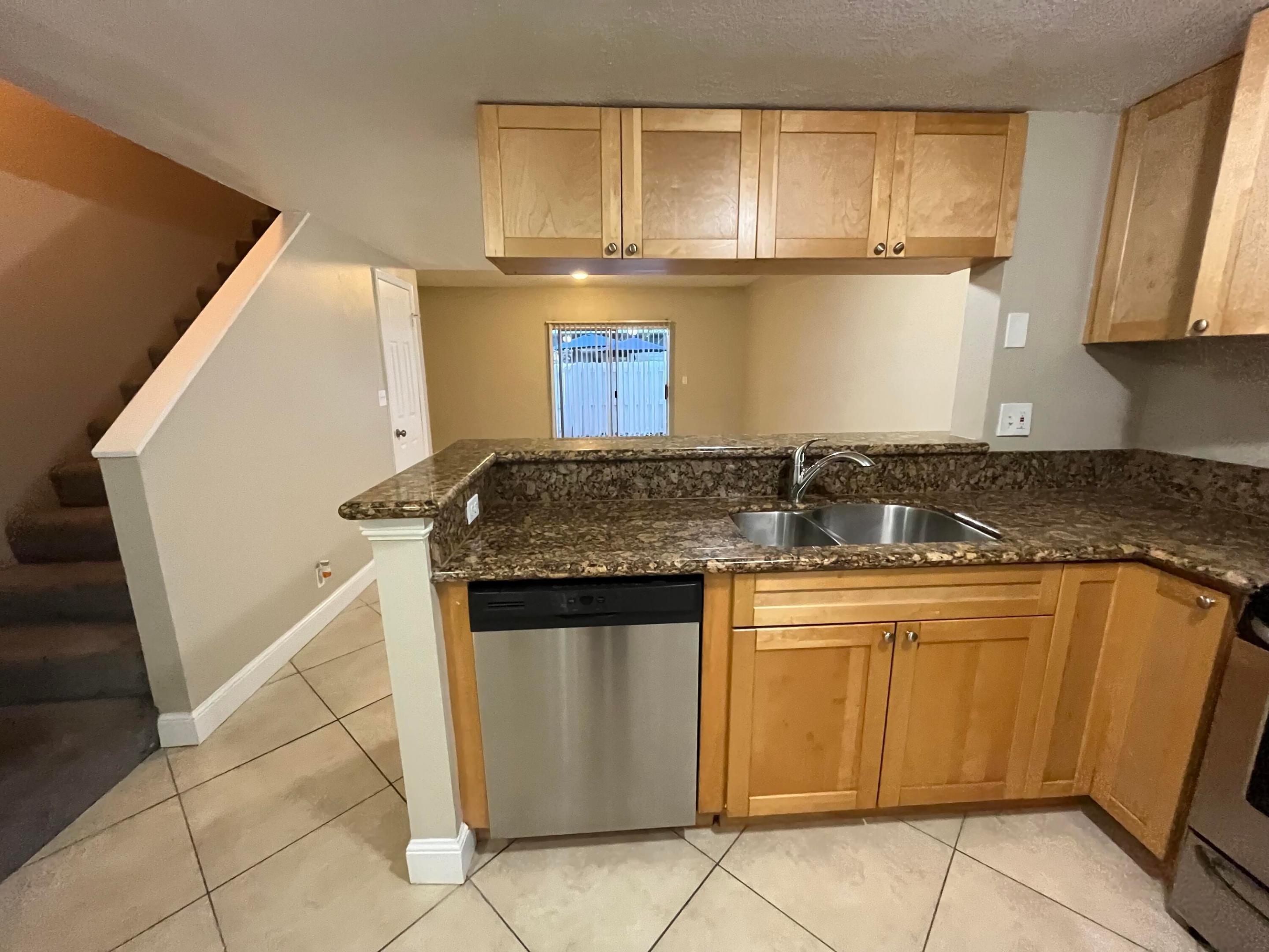 SUN PLAT - Residential Lease